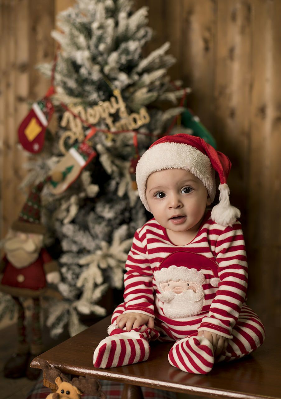 جشن کریسمس کودک آراد اکبرزاده