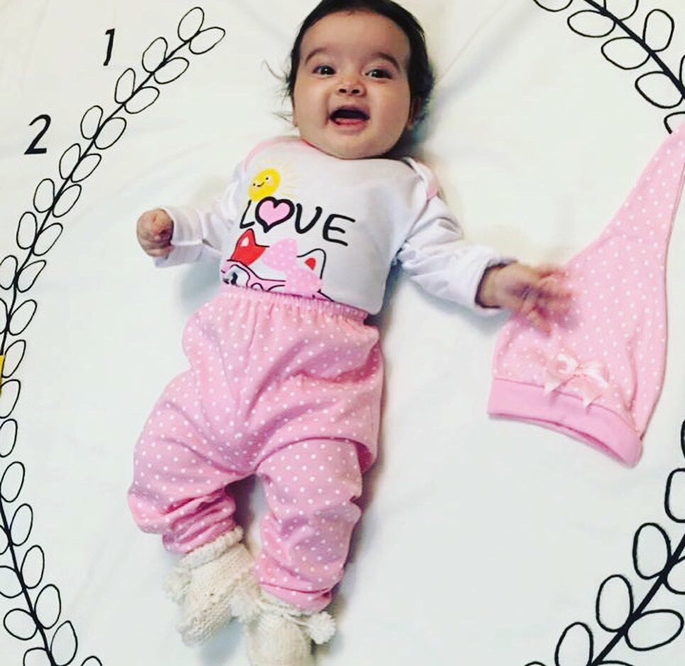 غلتیدن نوزاد مانا محمودي