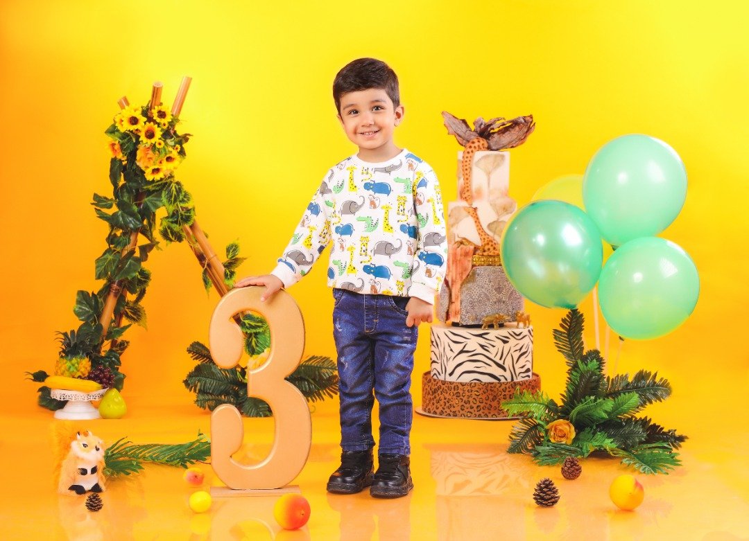 تم عکس تابستانی کودک مانی داودزاده