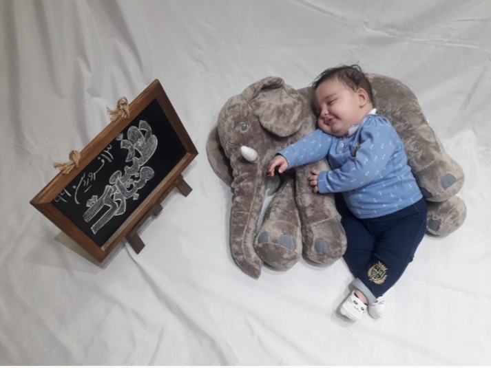 پنج ماهگی نوزاد آرسین عیوضی