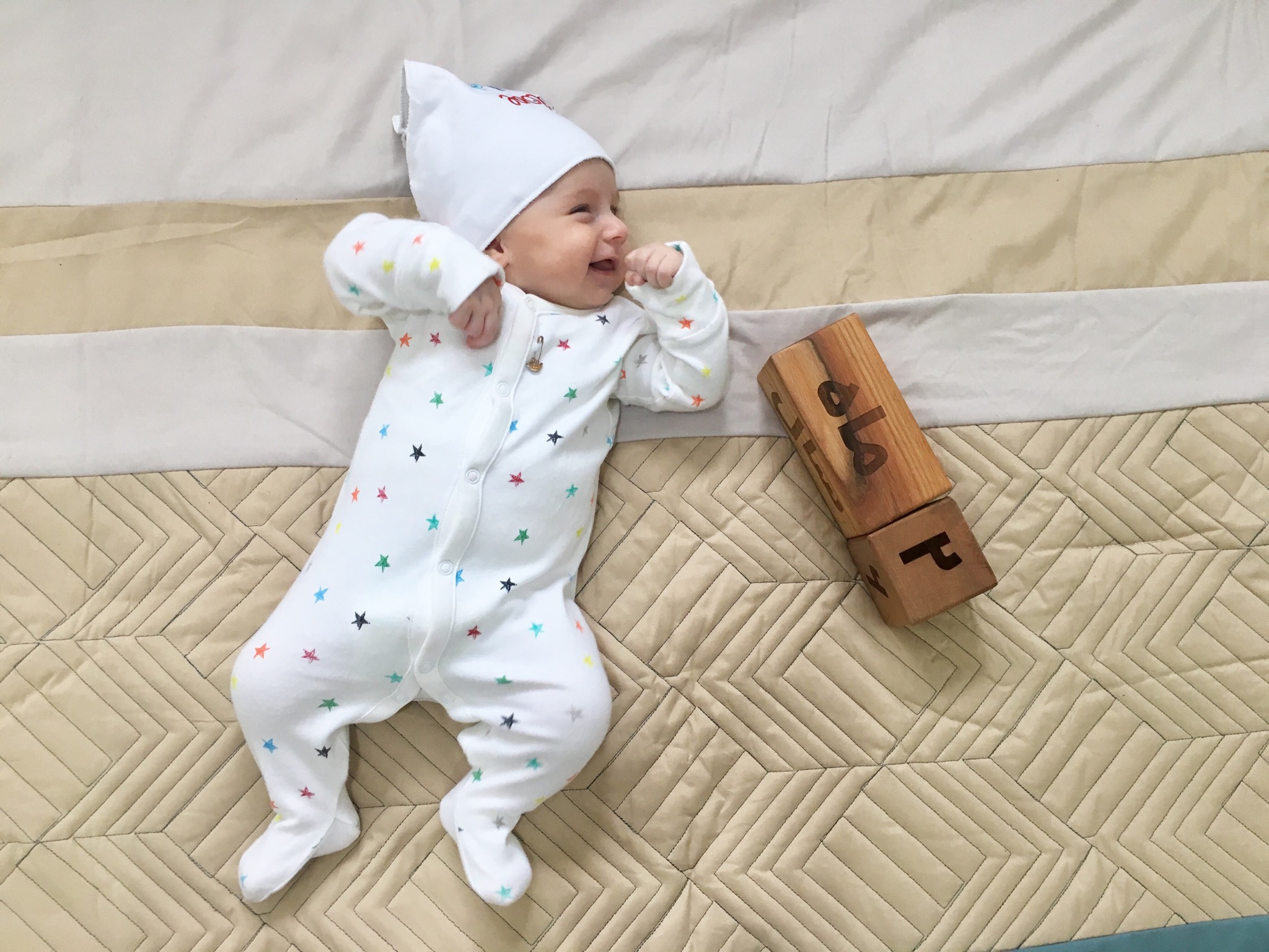 یک ماهگی نوزاد هانو رحماني