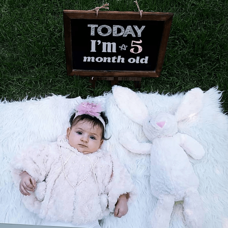 پنج ماهگی نوزاد نگار علم بیگی