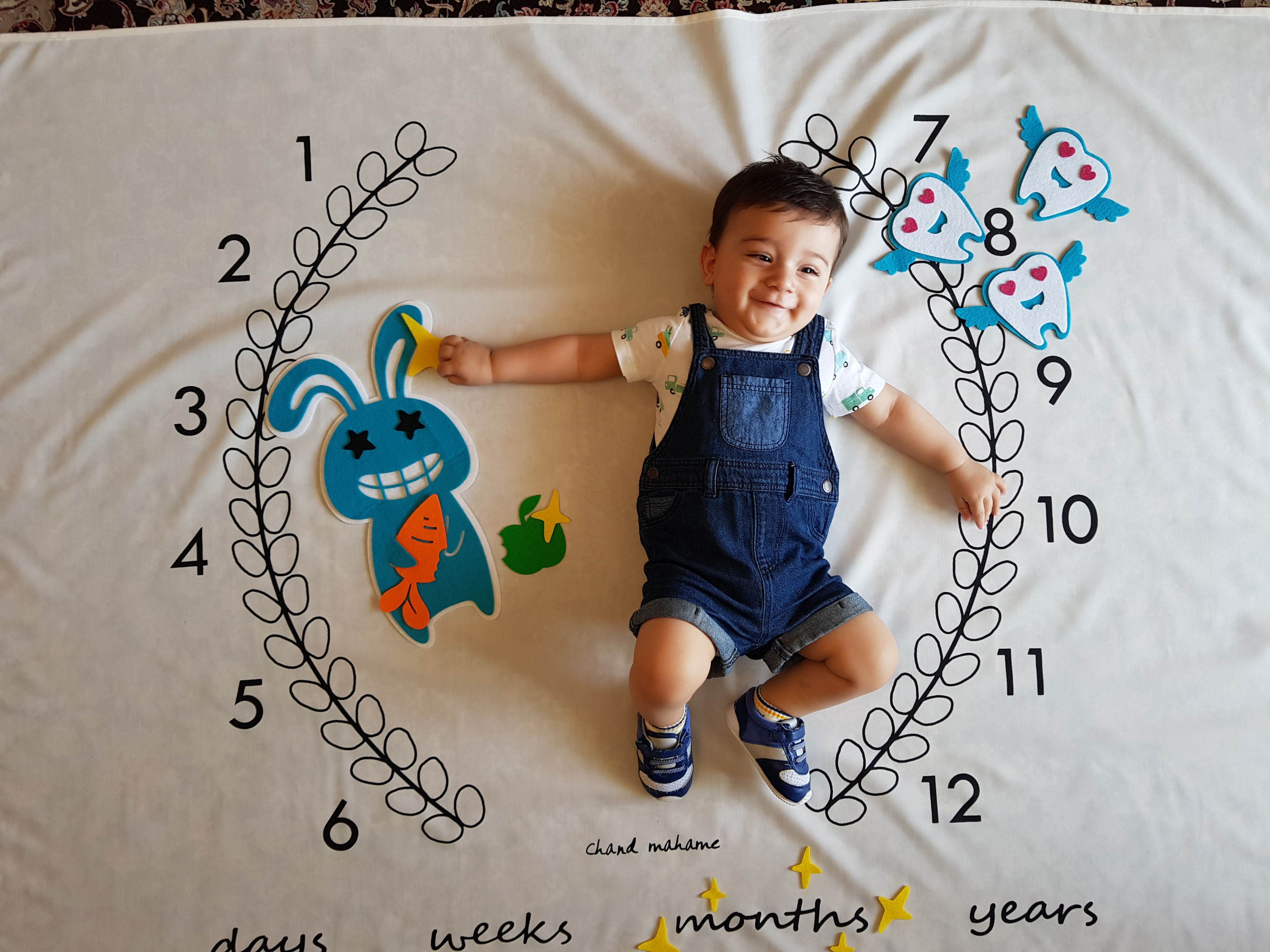 ایستادن نوزاد سید آرش غفاری