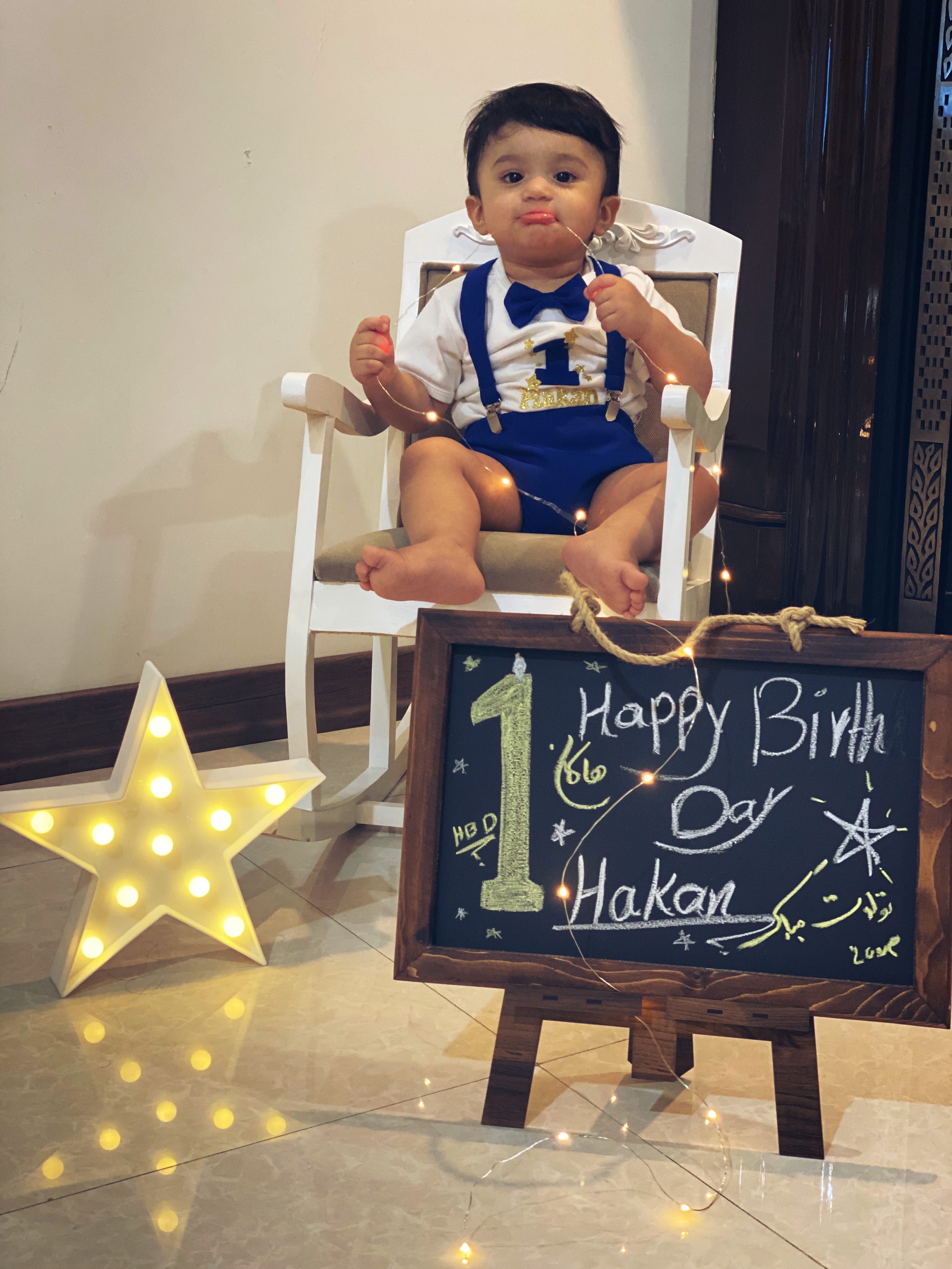 دوازده ماهگی نوزاد هاکان باقری