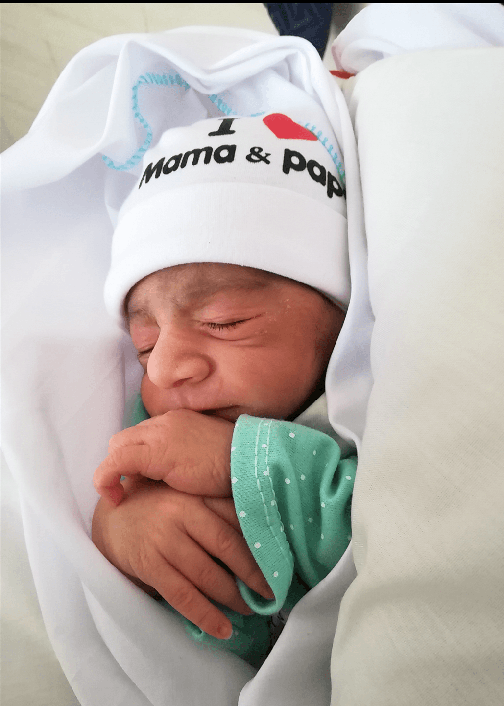 متولد شدن نوزاد آرسام مرجانی