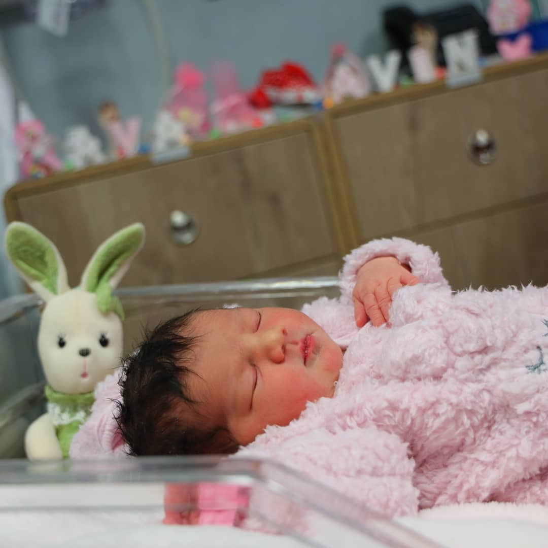 عید نوروز آوین زنگنه