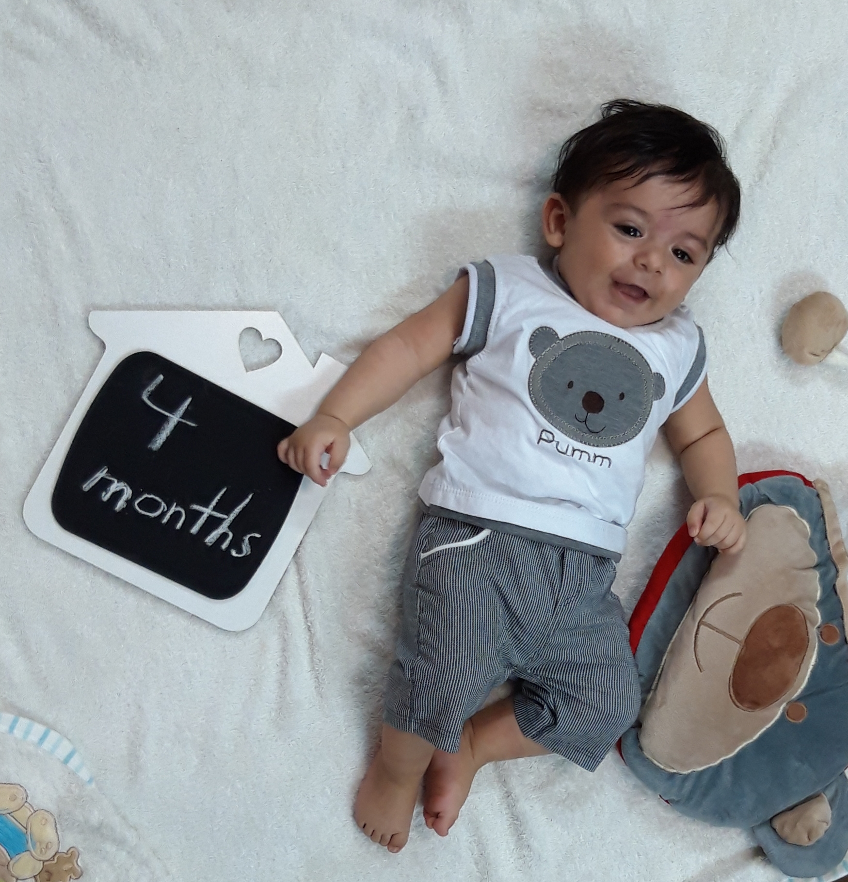 چهار ماهگی نوزاد امیررهام عباسی مقدم