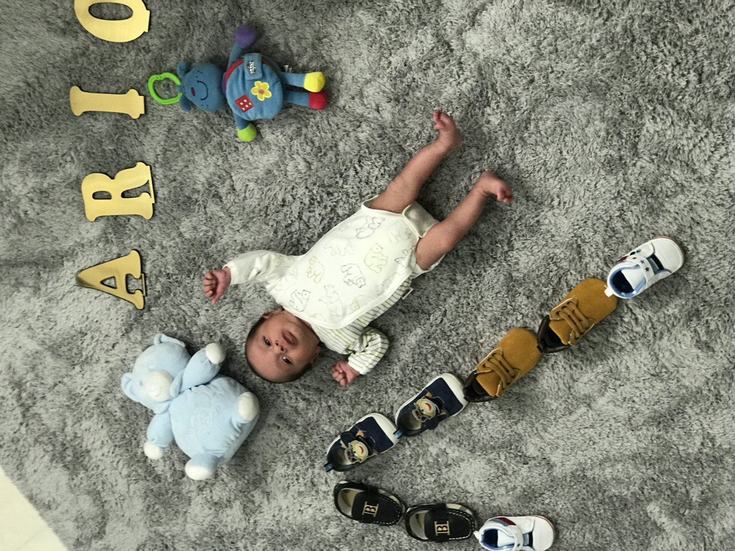 یک ماهگی نوزاد آریو برزن ظهرابی