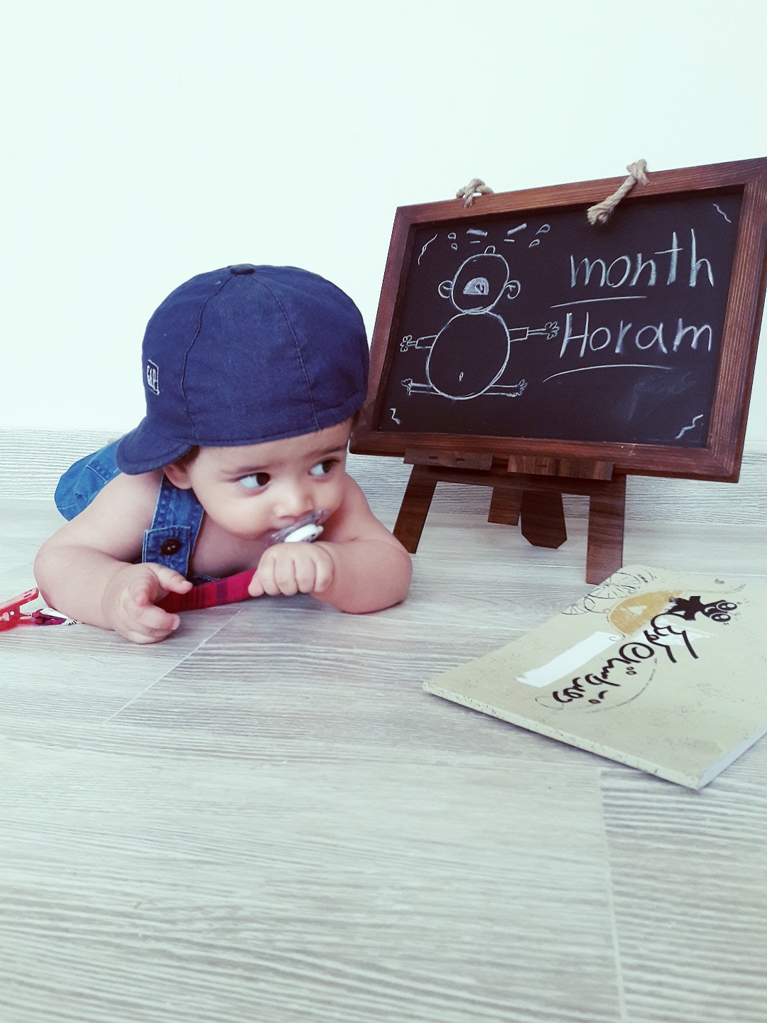 غلتیدن نوزاد هورام خاتونی