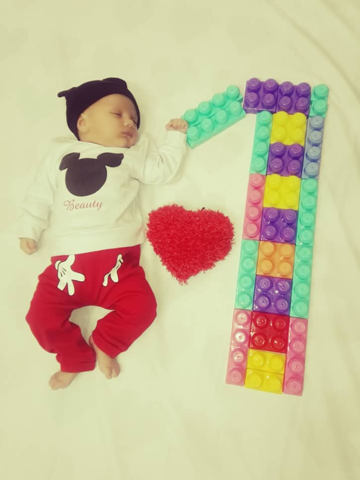 یک ماهگی نوزاد روشا جابری