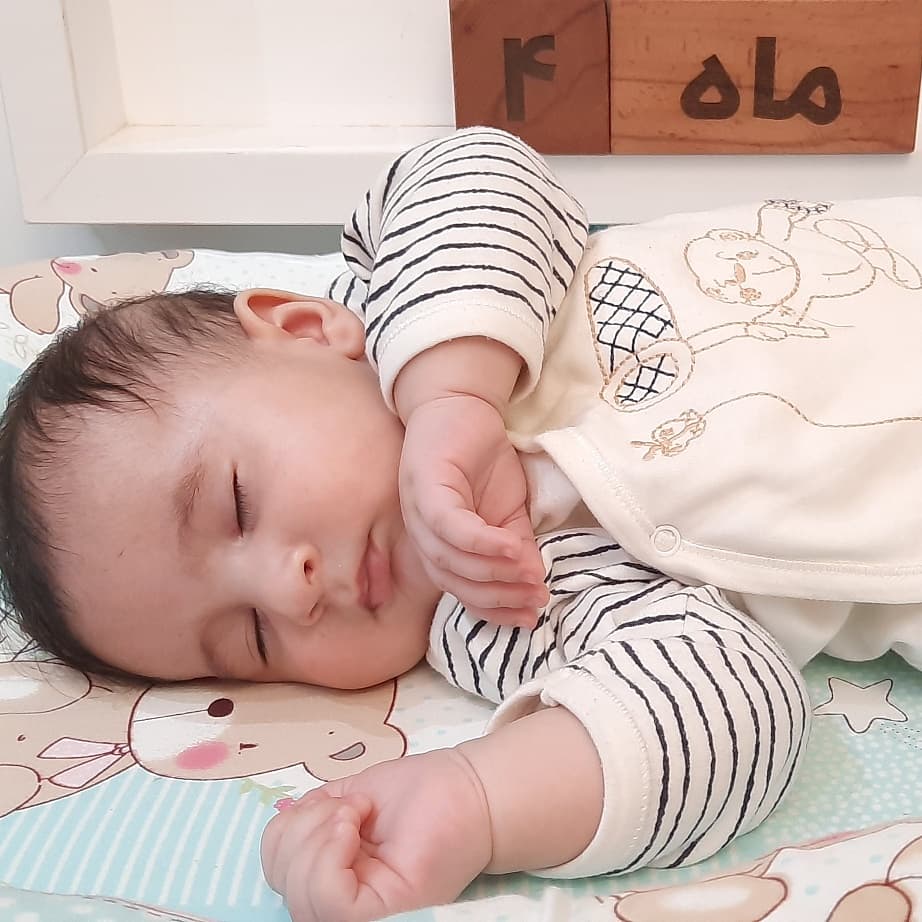 غلتیدن نوزاد مهراد مهتدی