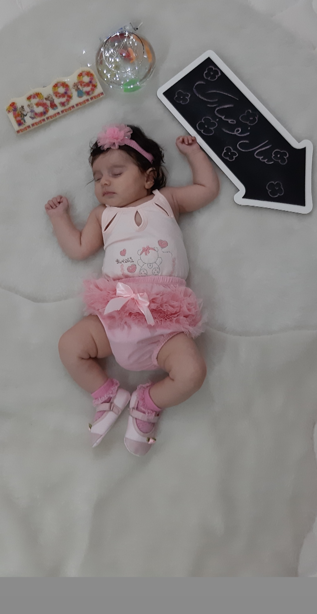 عکس نوزاد دختر آنارز غریب زاده