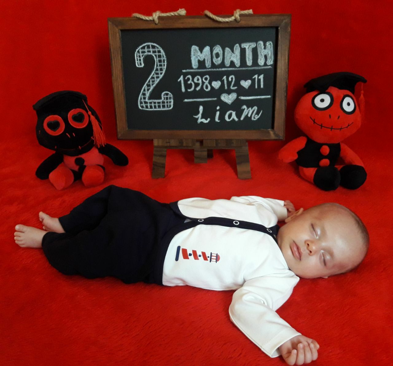 یک ماهگی نوزاد لیام خلیلی