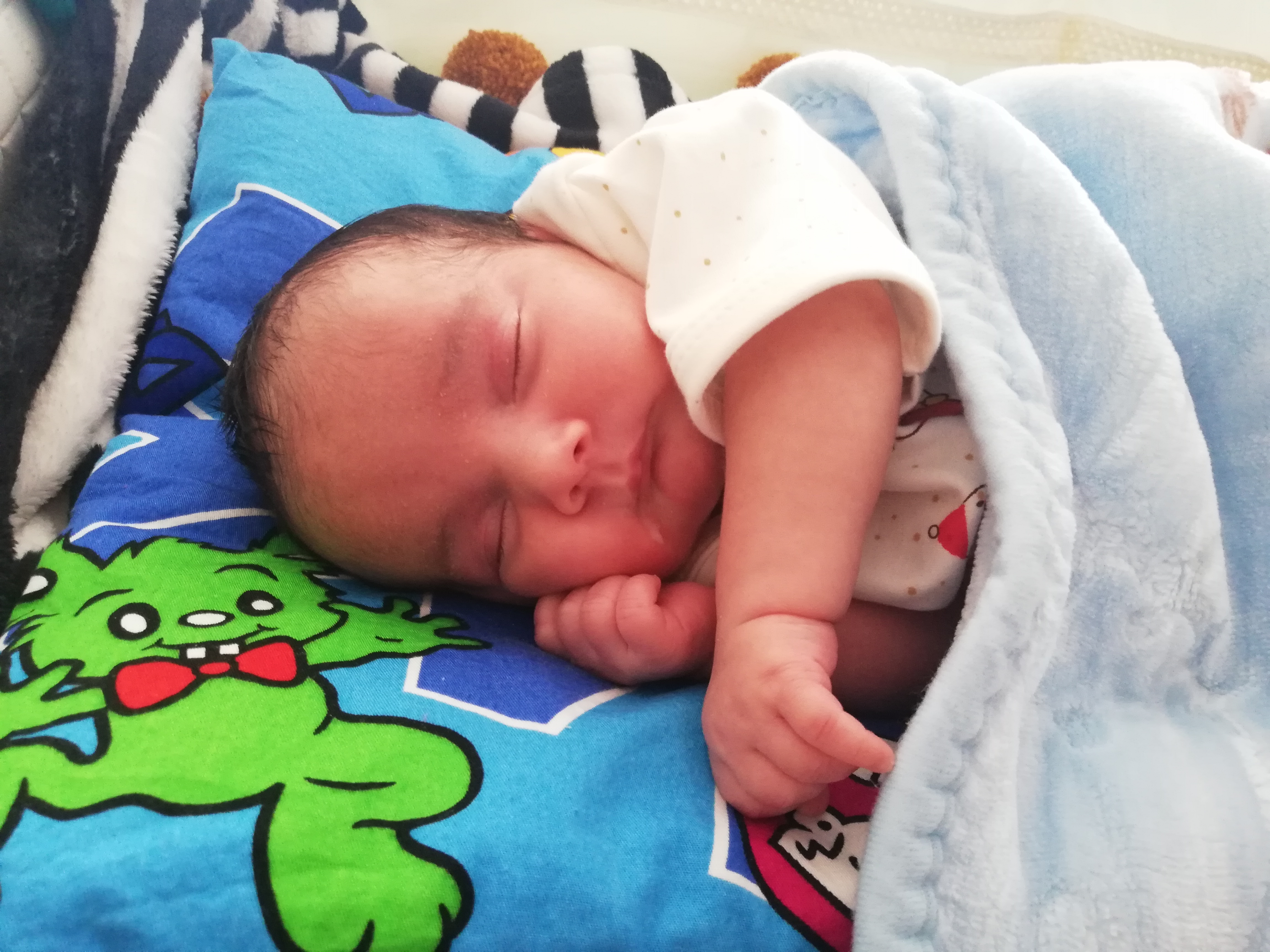 یک ماهگی نوزاد سید آروید سید علماء