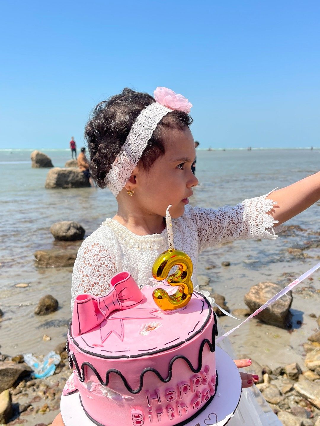 سه-سالگی همتا قیاسوند