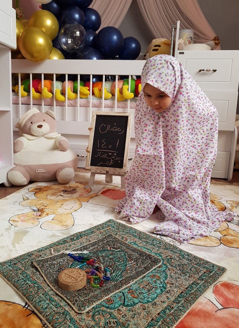 ایده همتا قیاسوند