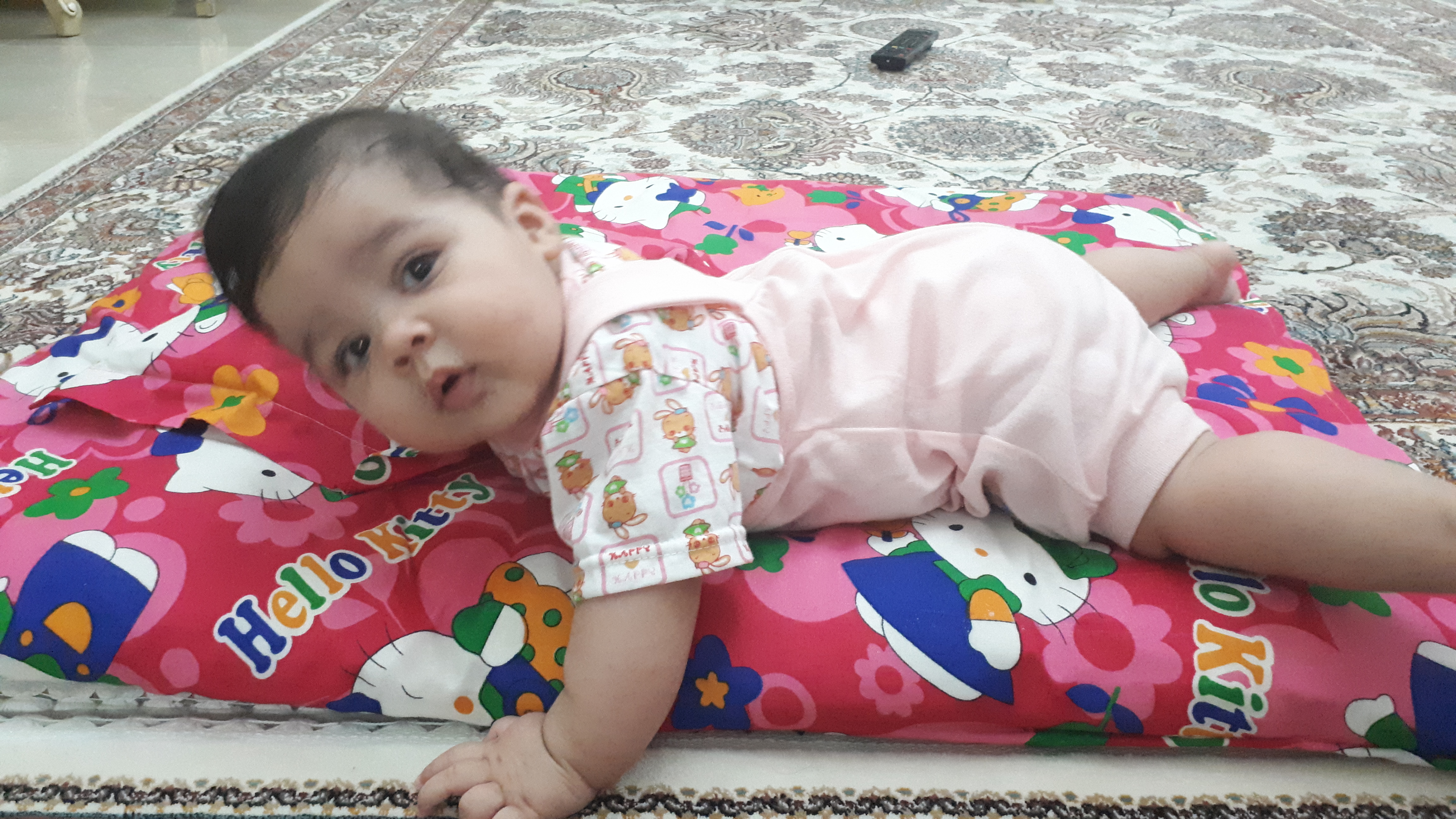 هشت ماهگی نوزاد رونیکا عباسی