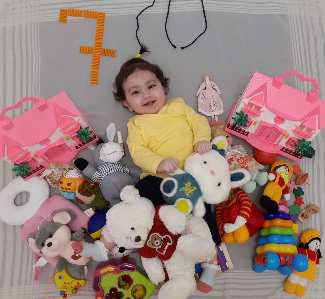 یازده ماهگی نوزاد شهرزاد برنافر