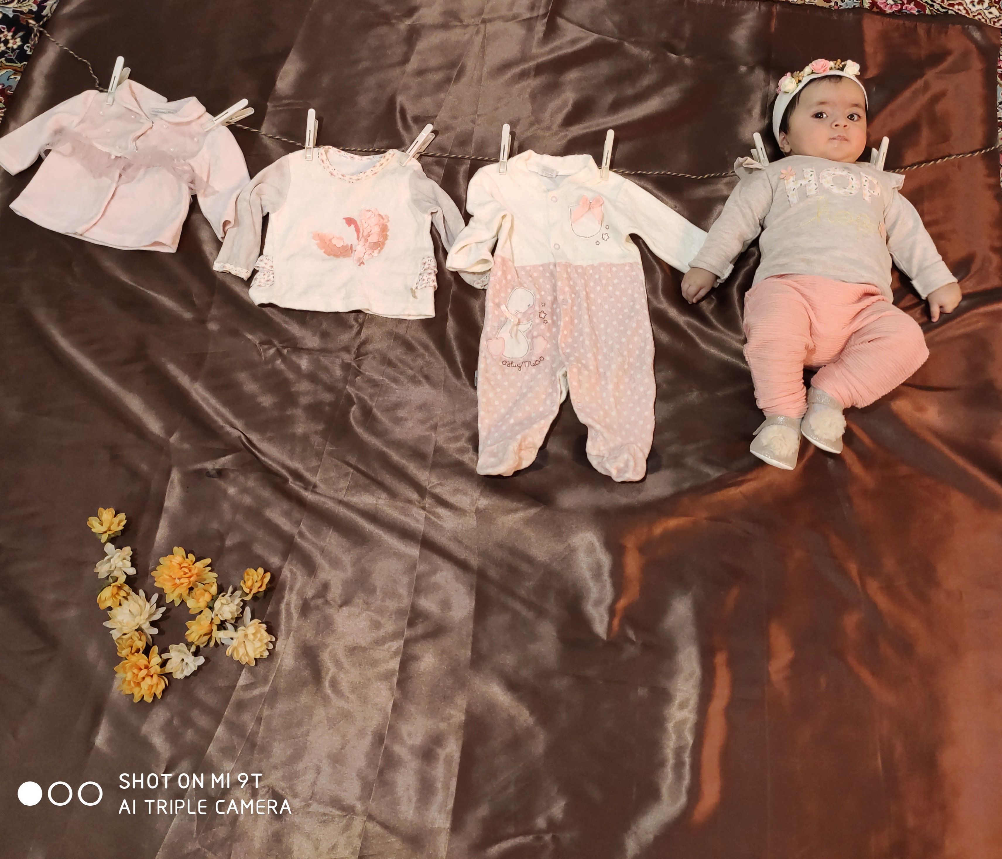 غلتیدن نوزاد دلنیا صادقی مصباح