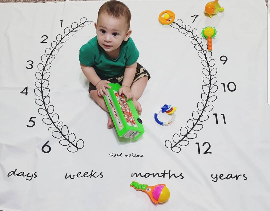 چهار‌دست و پا رفتن نوزاد نجاتی