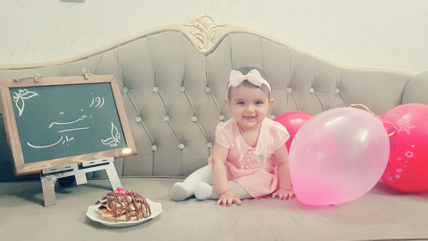 هشت ماهگی نوزاد مانلی.م.انصاری