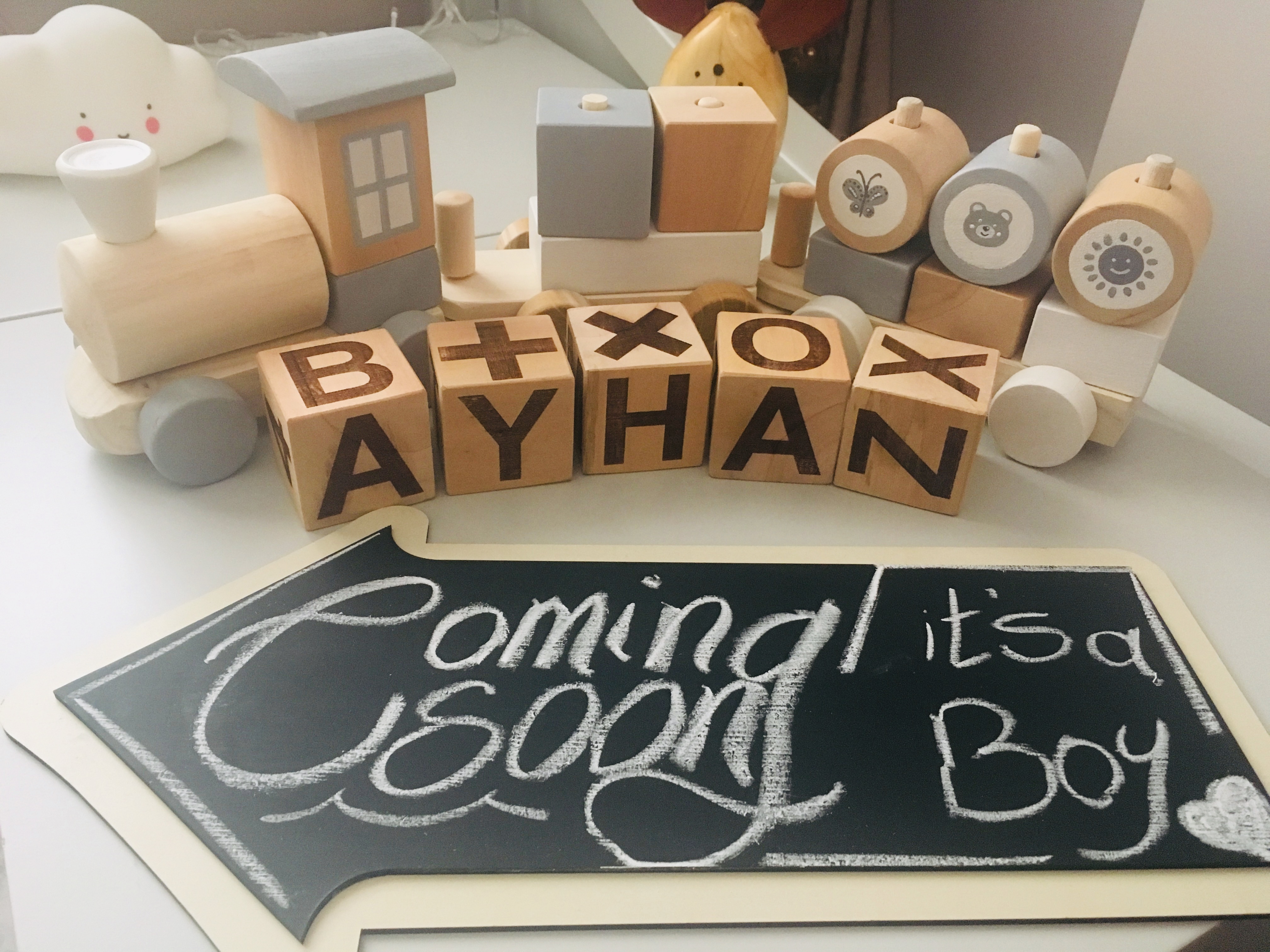 بارداری آيهان صمدي