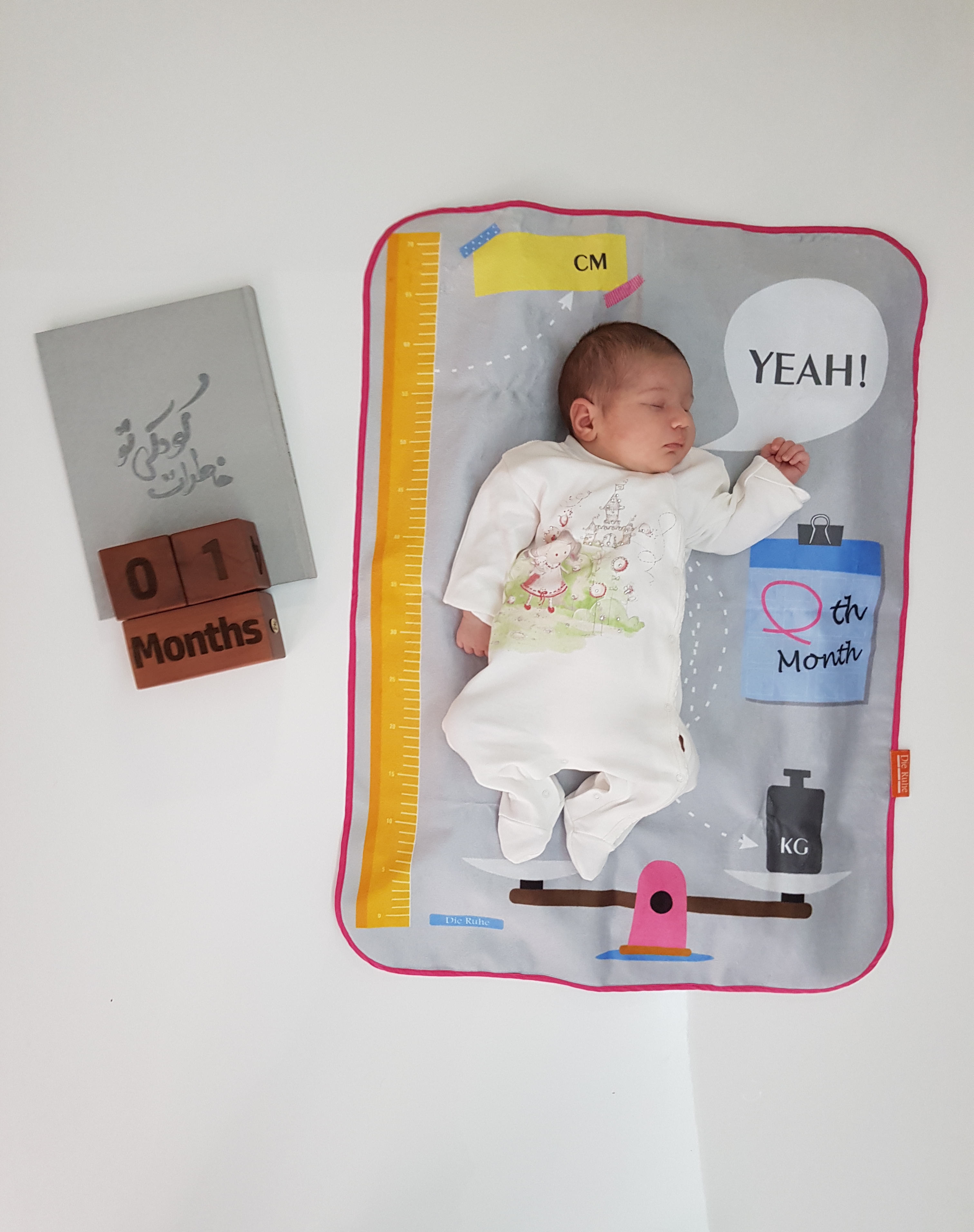 یک ماهگی نوزاد رحمانی زاده