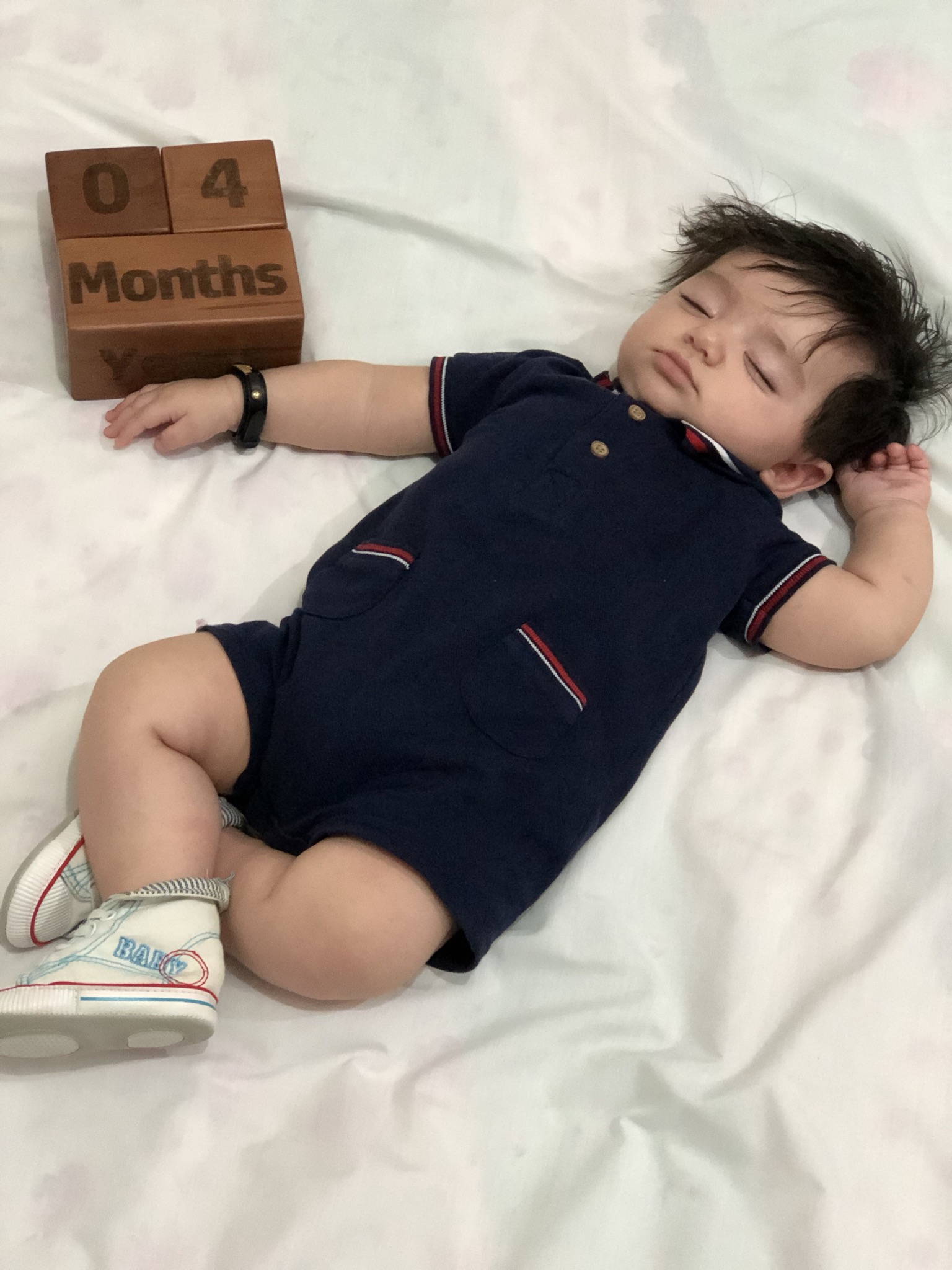 چهار ماهگی نوزاد پرهام رضايي