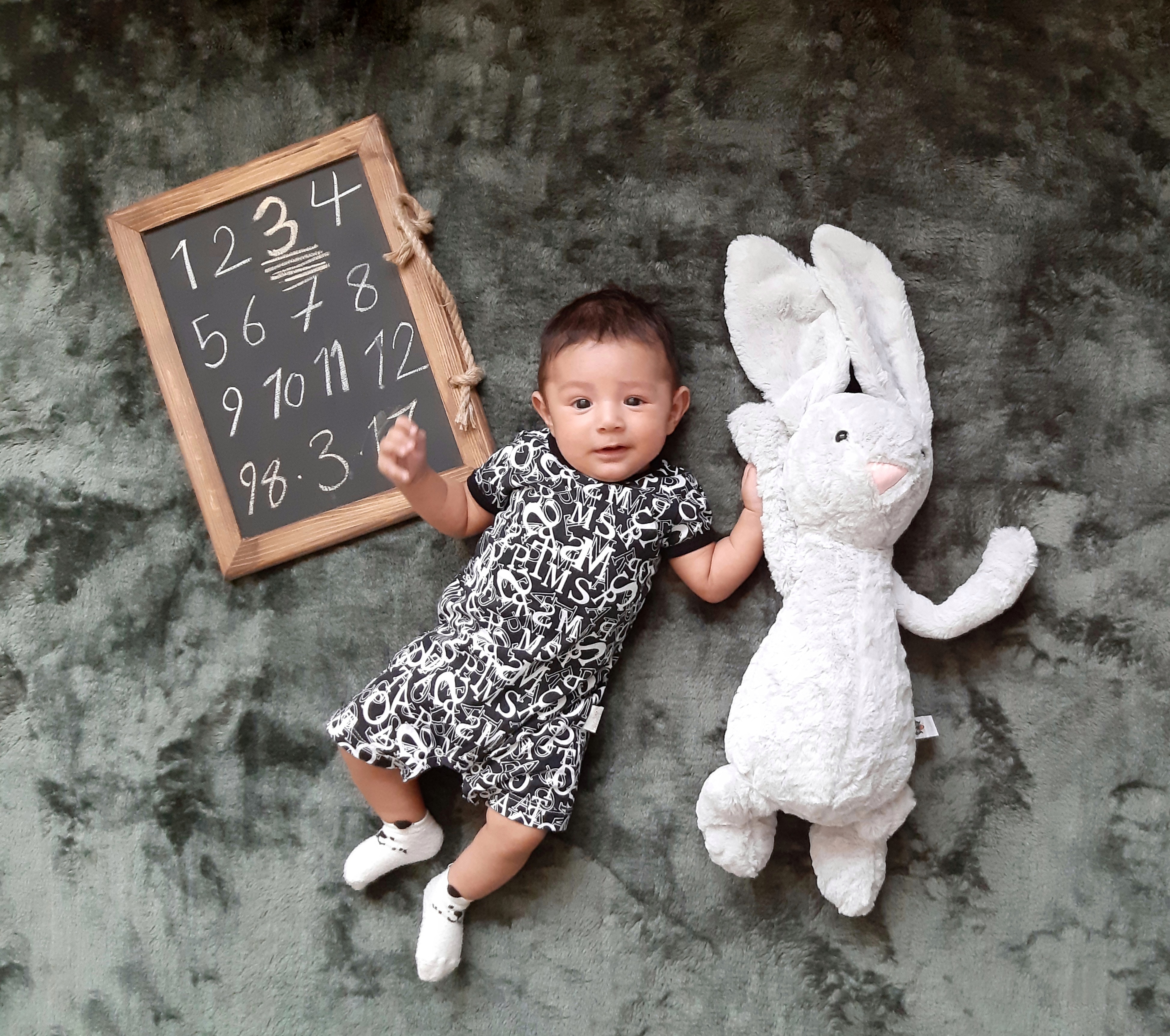 دو ماهگی نوزاد یاشار غلامزاده