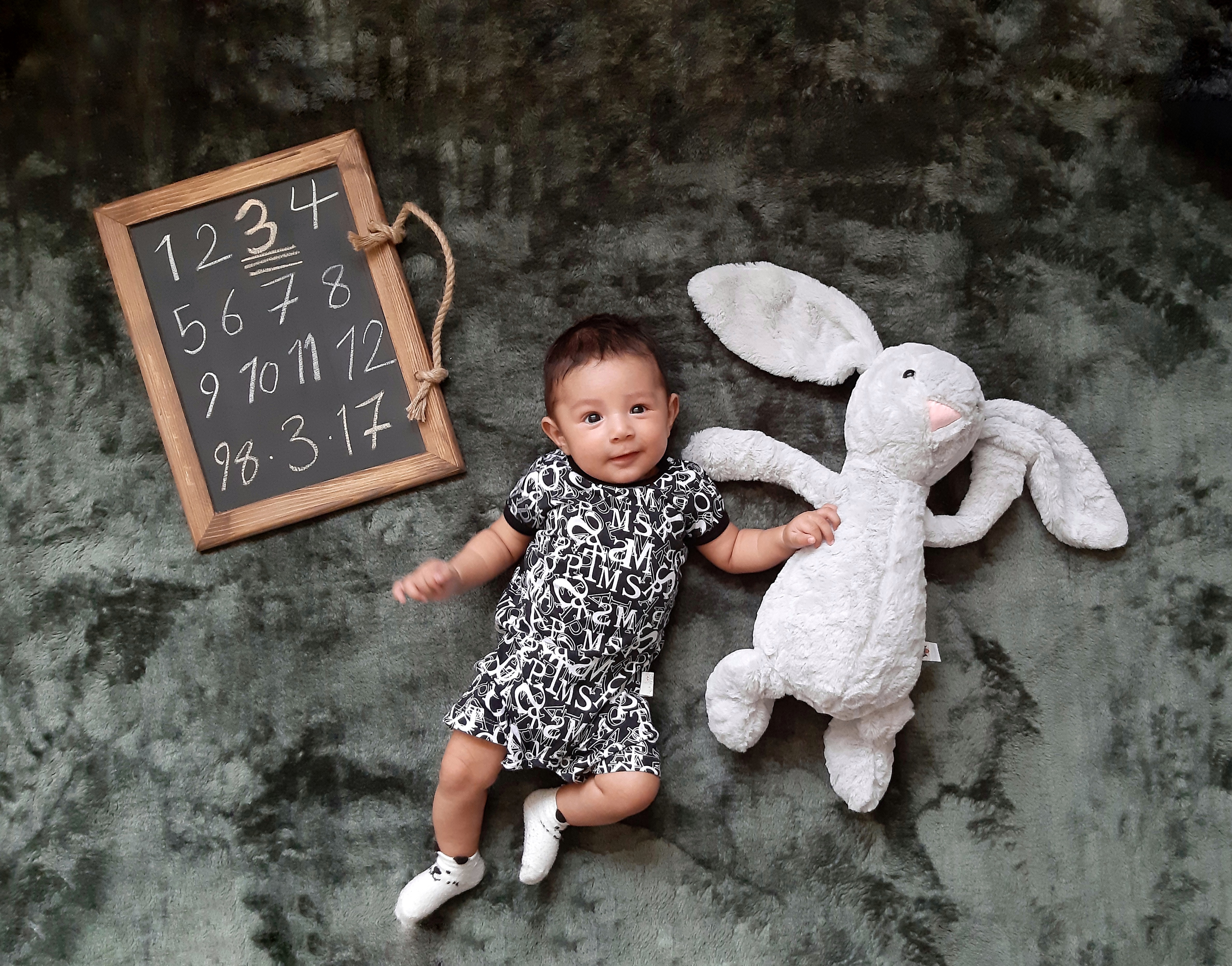 دو ماهگی نوزاد یاشار غلامزاده