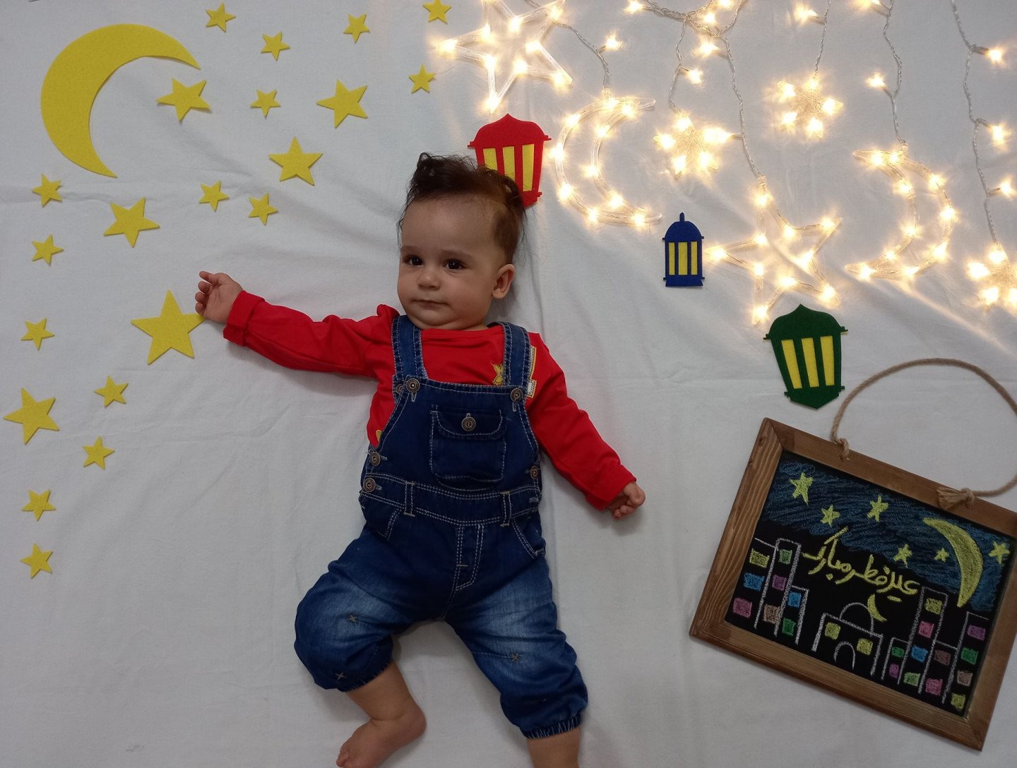 ایستادن نوزاد علیرضا ساده