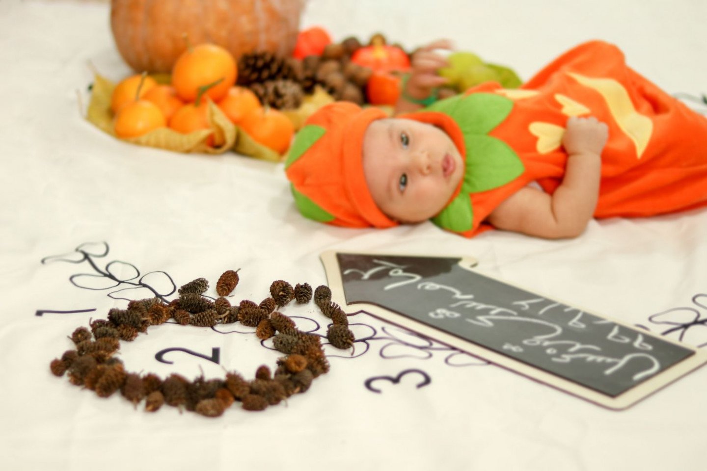 تم عکس پاییزی نوزاد جانا کوچولو