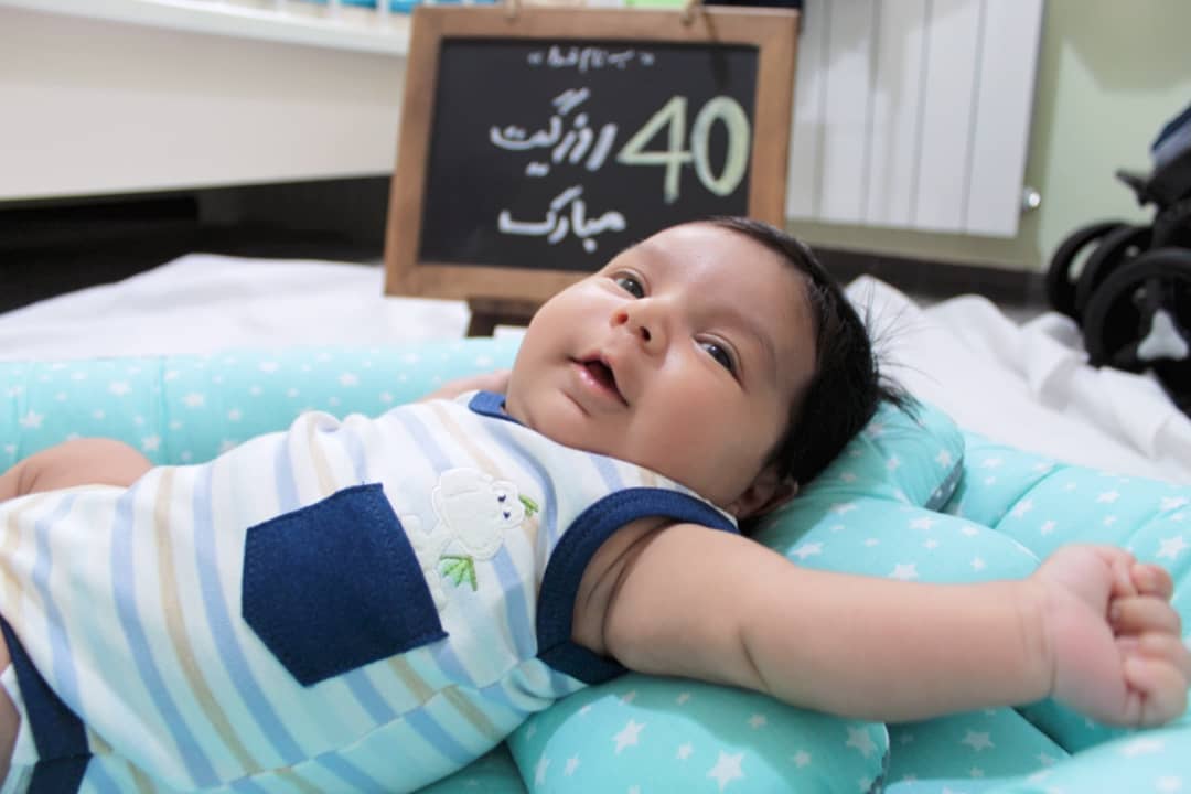 یک ماهگی نوزاد امیر حسین راسخ