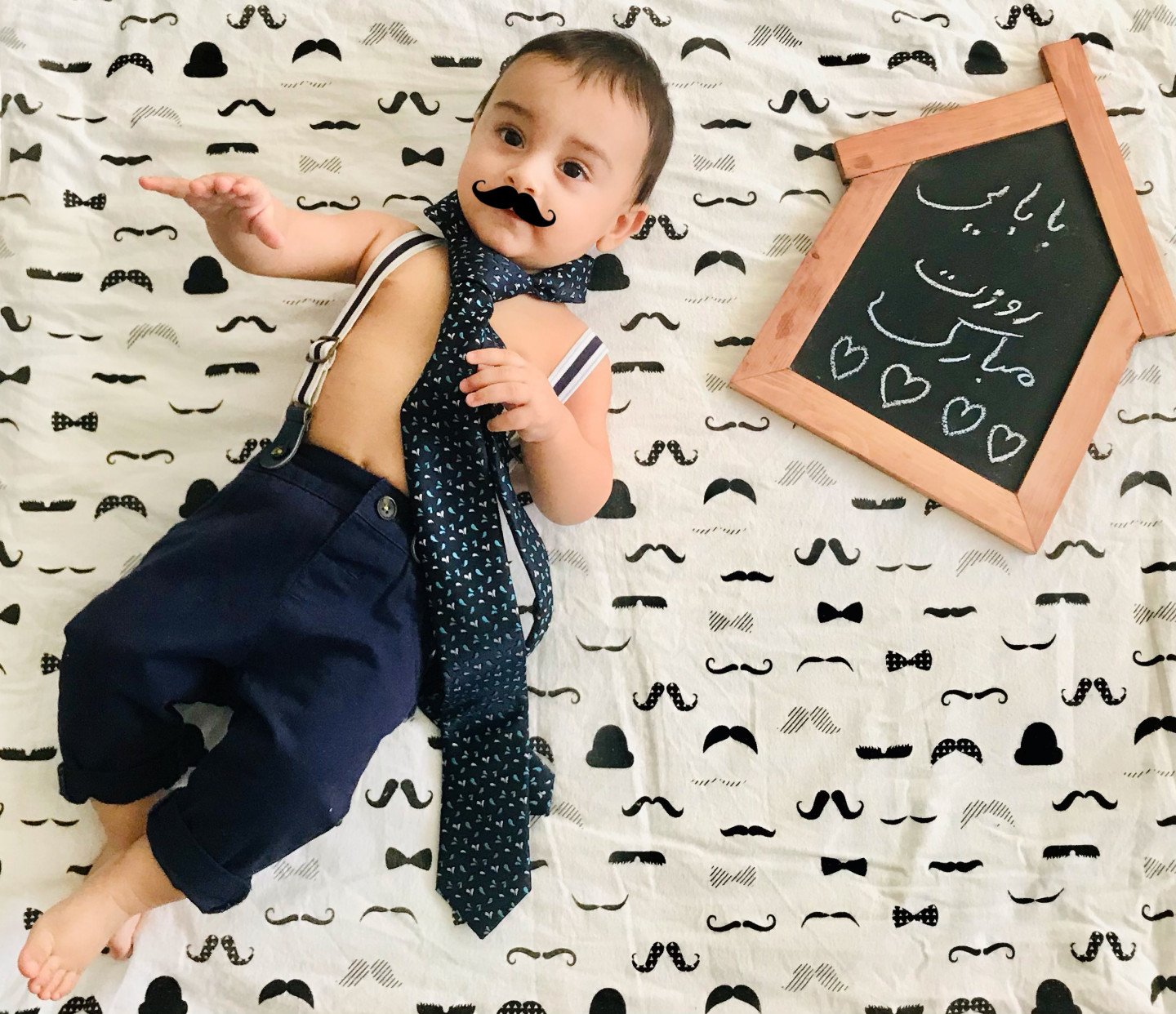 عکس نوزاد با پدر پندار خردمند