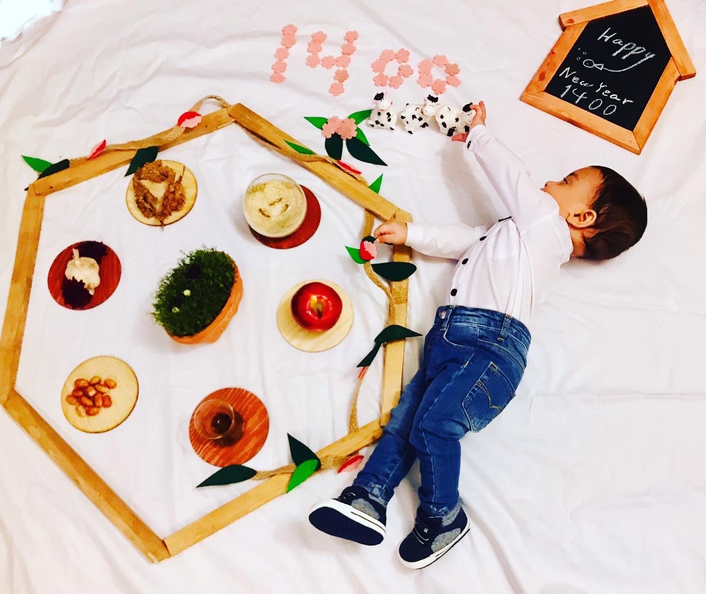 چیدمان نوروز پندار خردمند