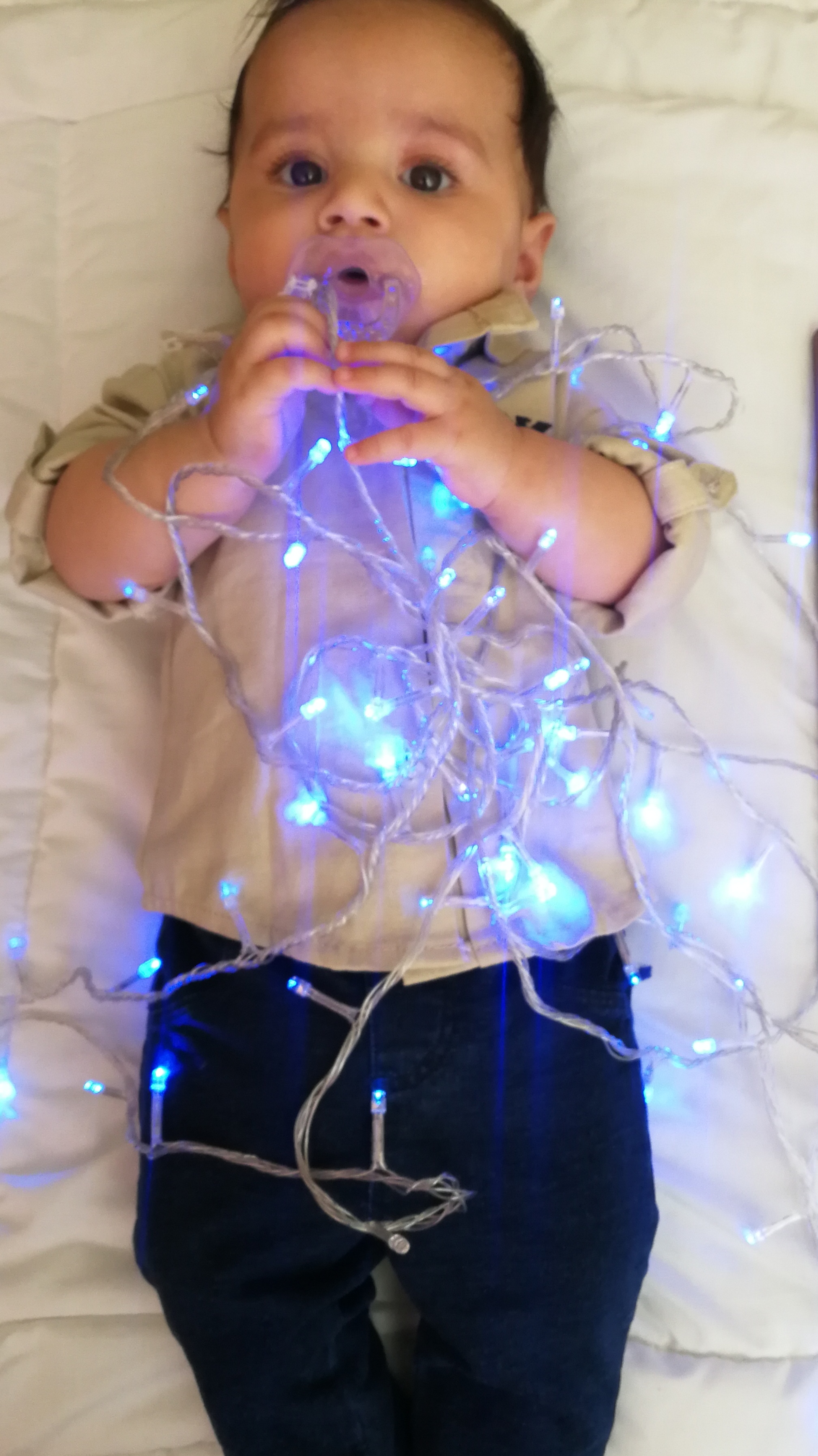 چهار ماهگی نوزاد آرمین منوچهری