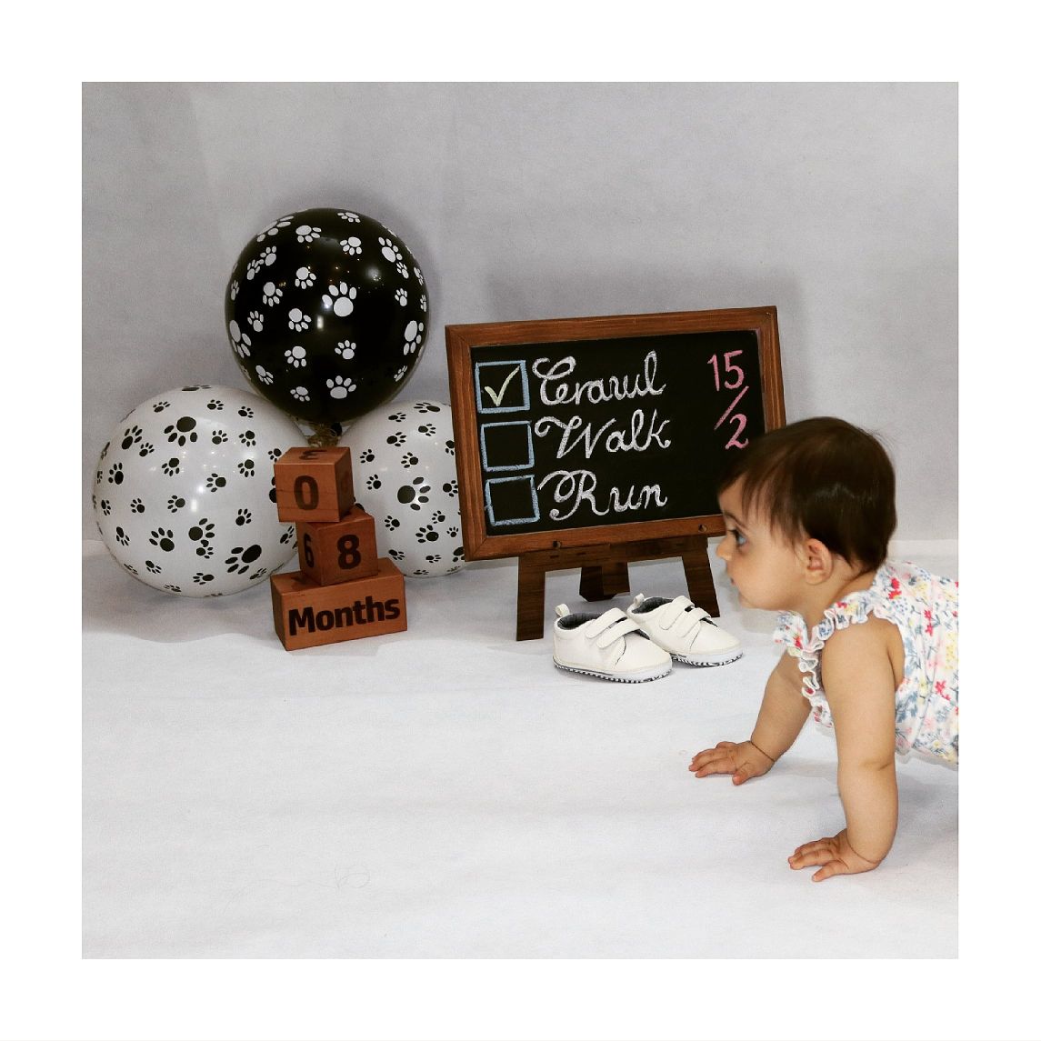 چهار‌دست و پا رفتن نوزاد لنیا طاهران پور