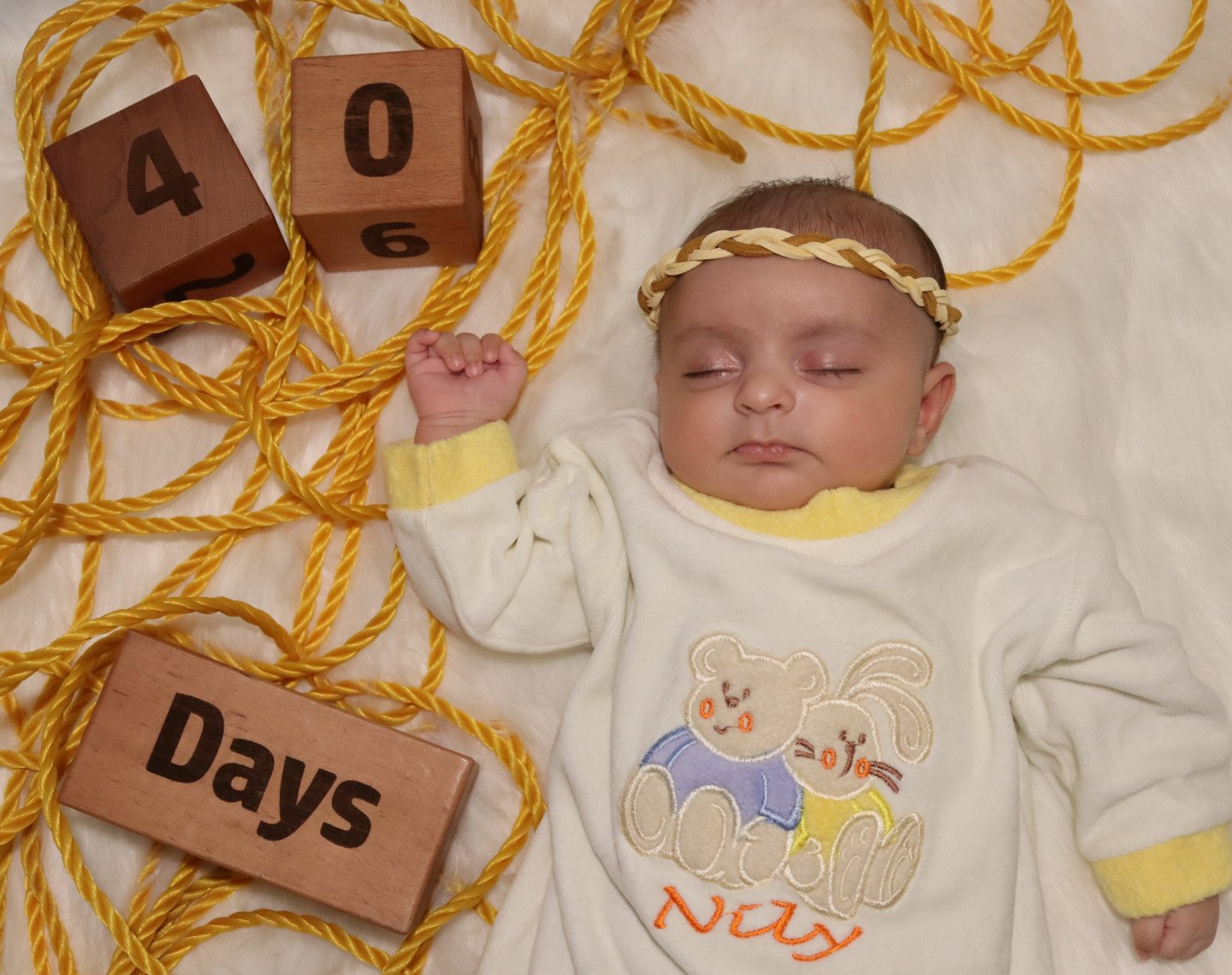 متولد شدن نوزاد لنیا طاهران پور