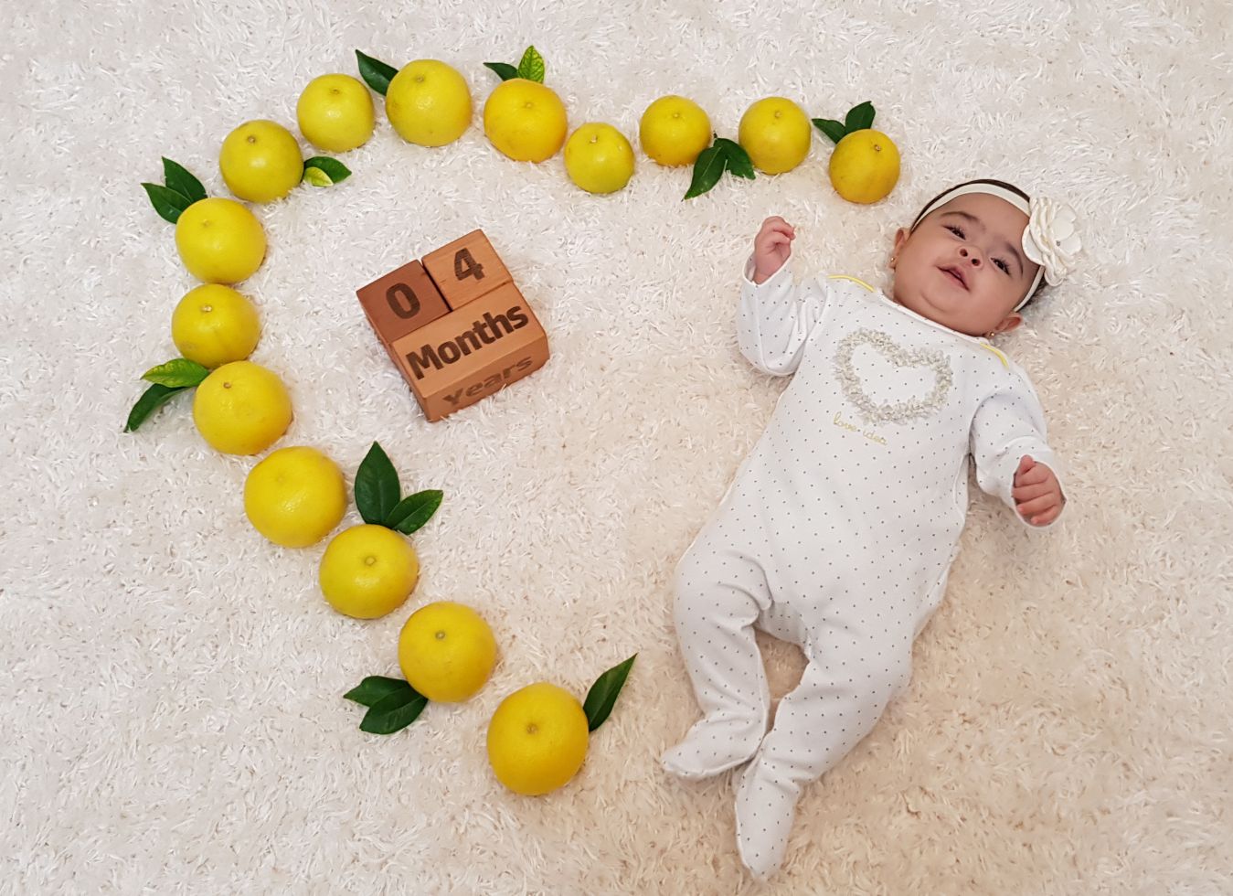 تم عکس پاییزی نوزاد بارانا فلاحی