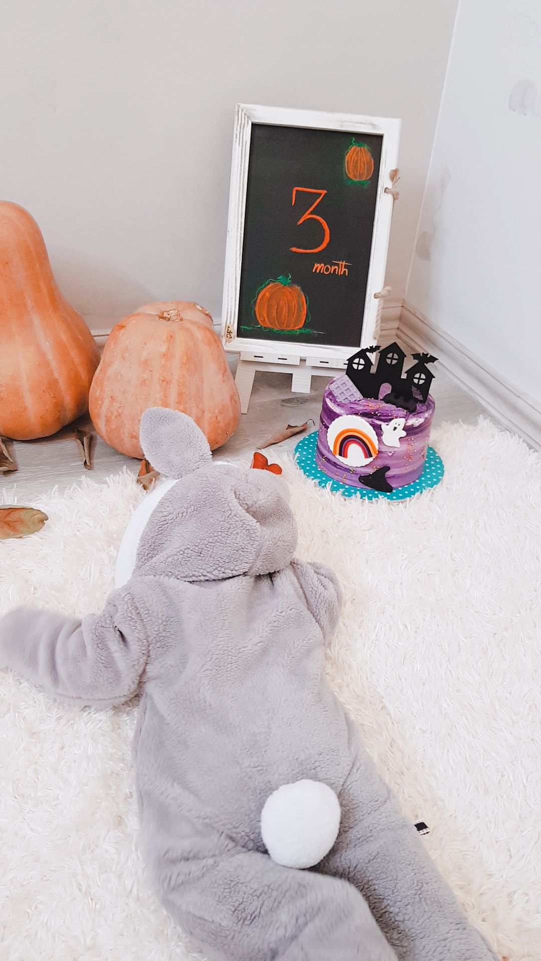 تم عکس پاییزی نوزاد بارانا فلاحی