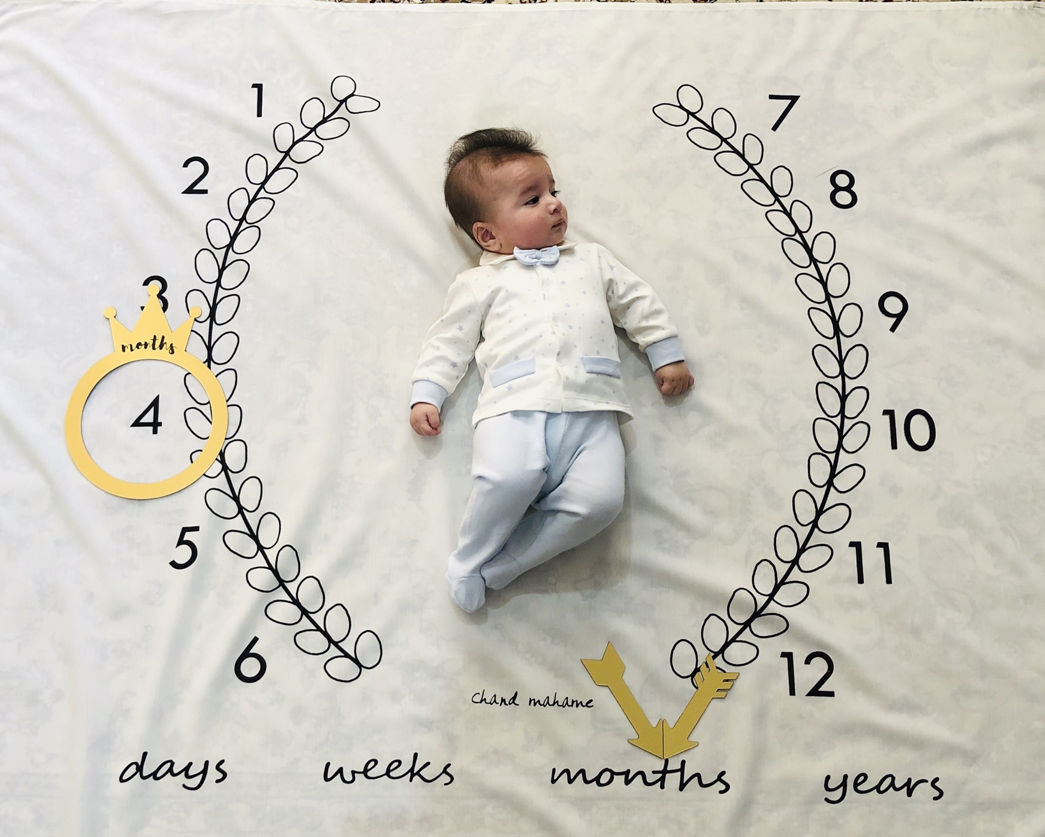 غلتیدن نوزاد آروین جلی