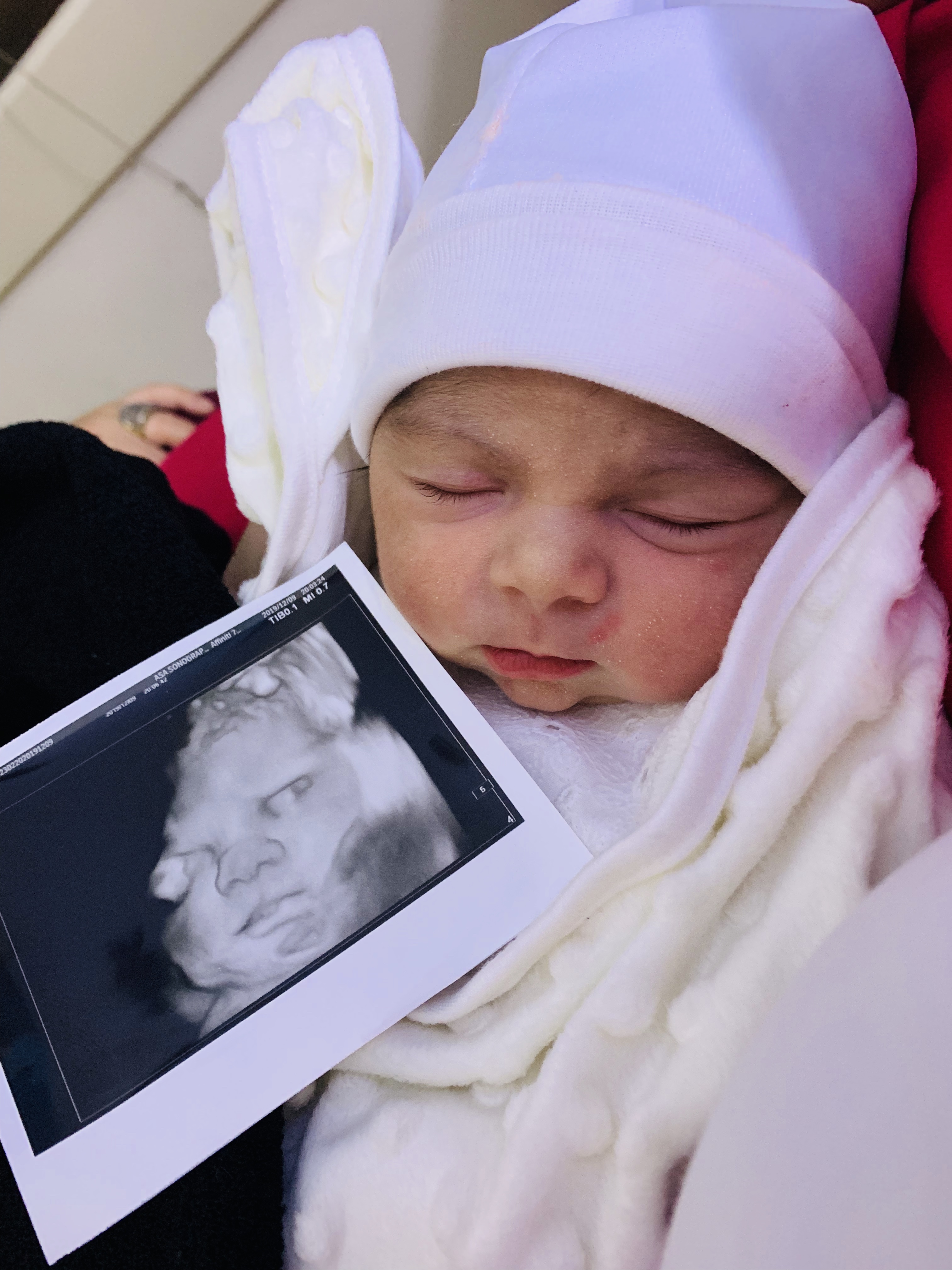 متولد شدن نوزاد جانا توانا