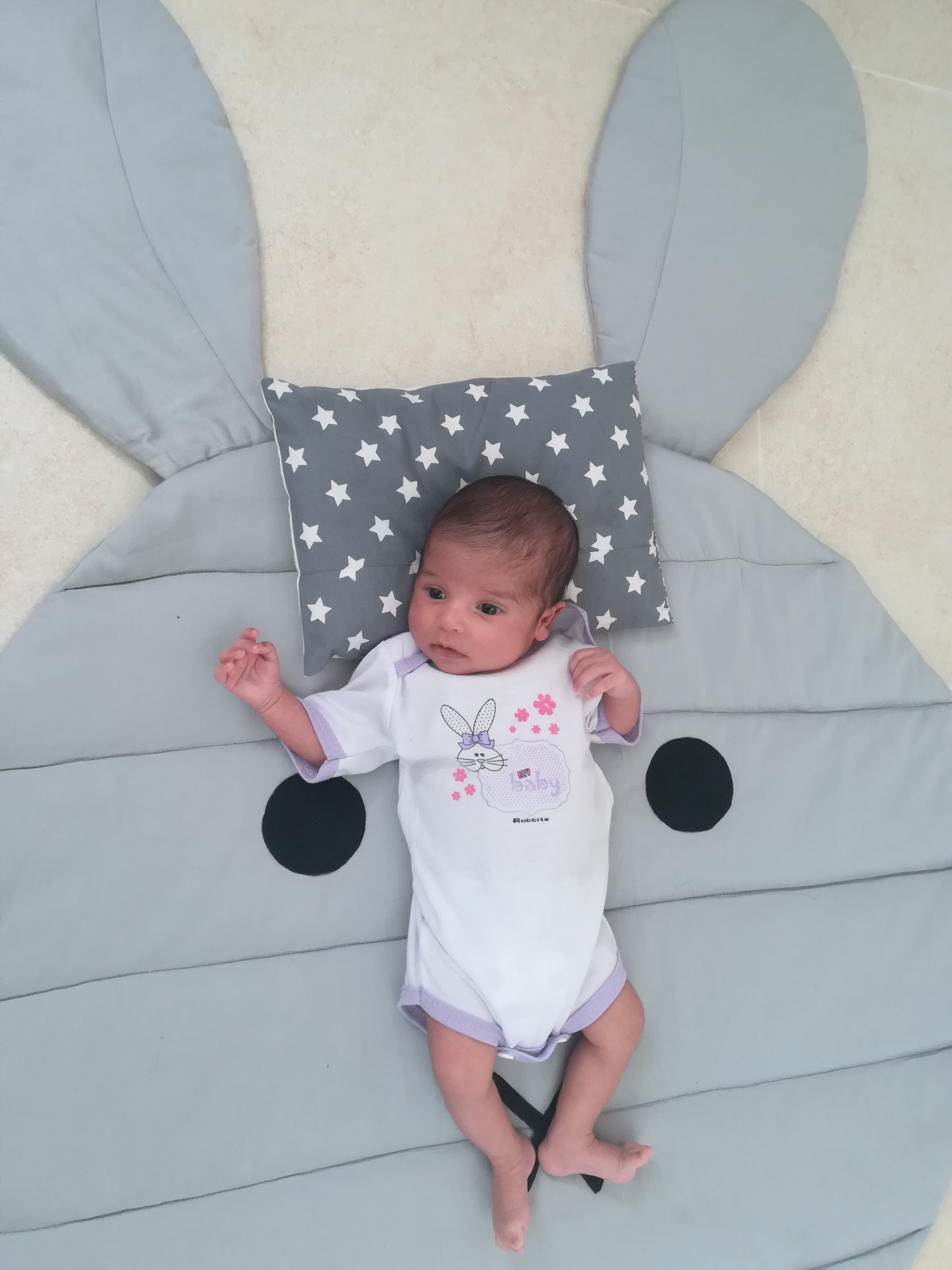 یک ماهگی نوزاد مها چراغی