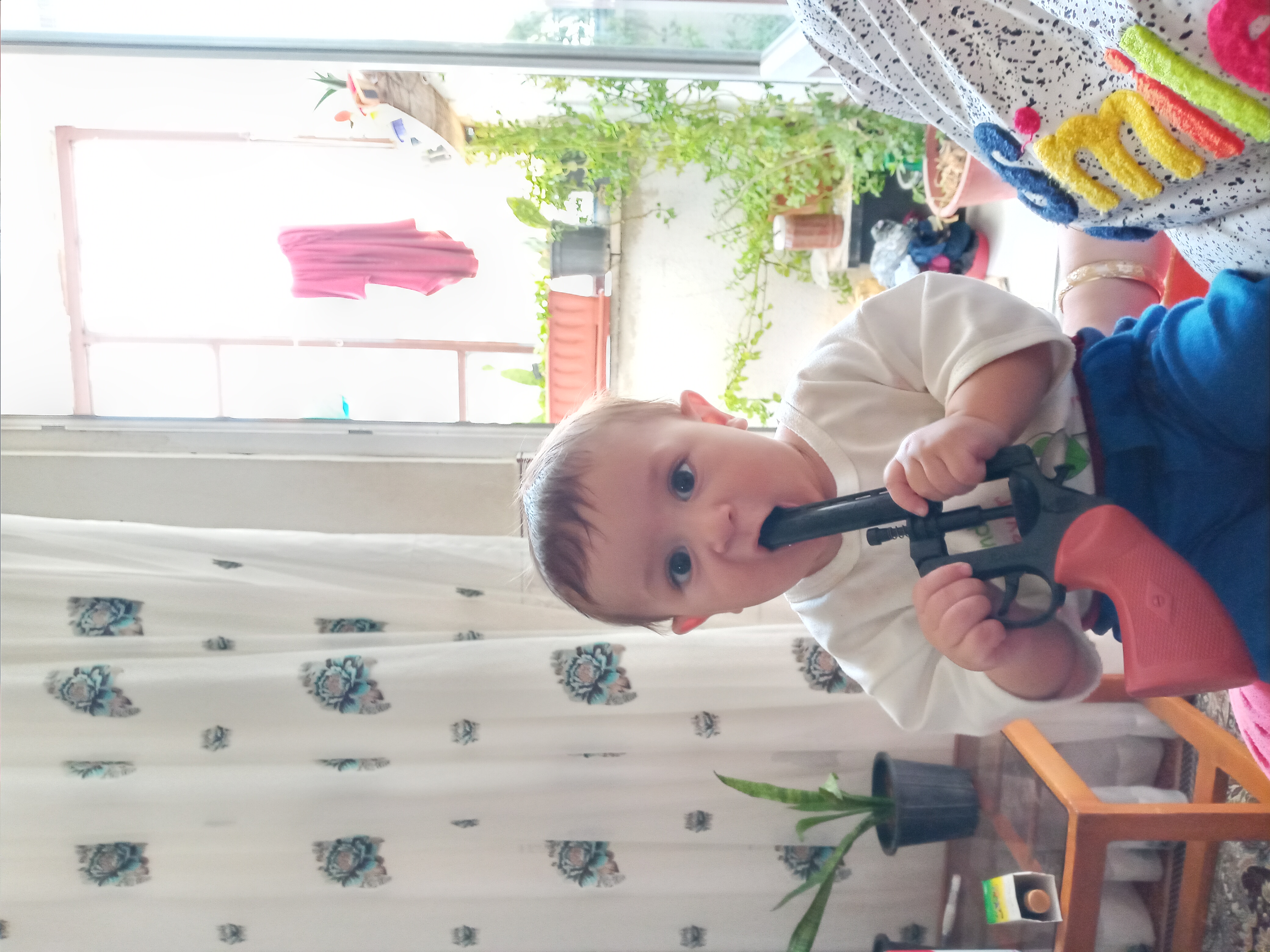 هشت ماهگی نوزاد علیرضا اسدی