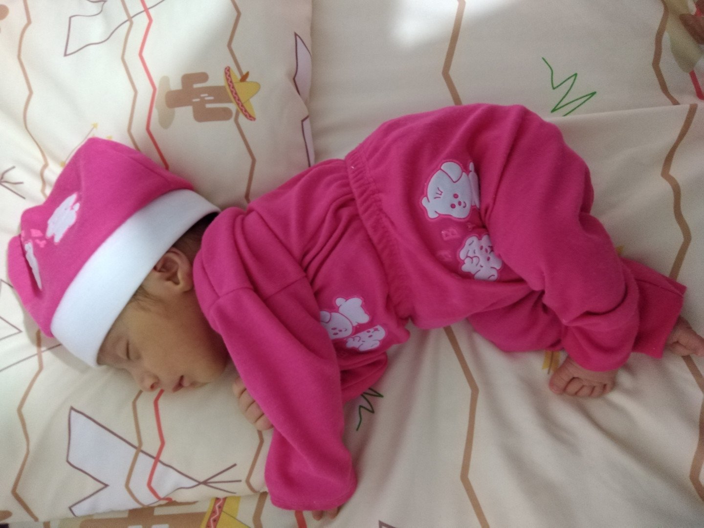 یک ماهگی نوزاد فاطمه احمدی