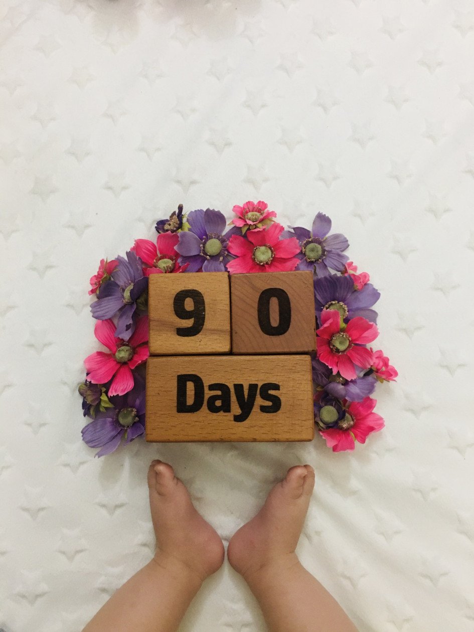 مکعب تاریخ شمار ویژه نيكان پاسبان