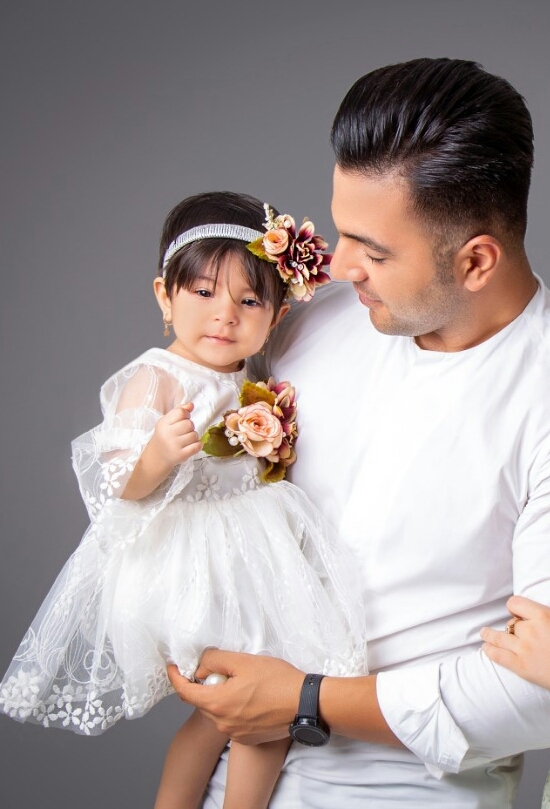 سیزده ماهگی کودک زهرا قاسمی