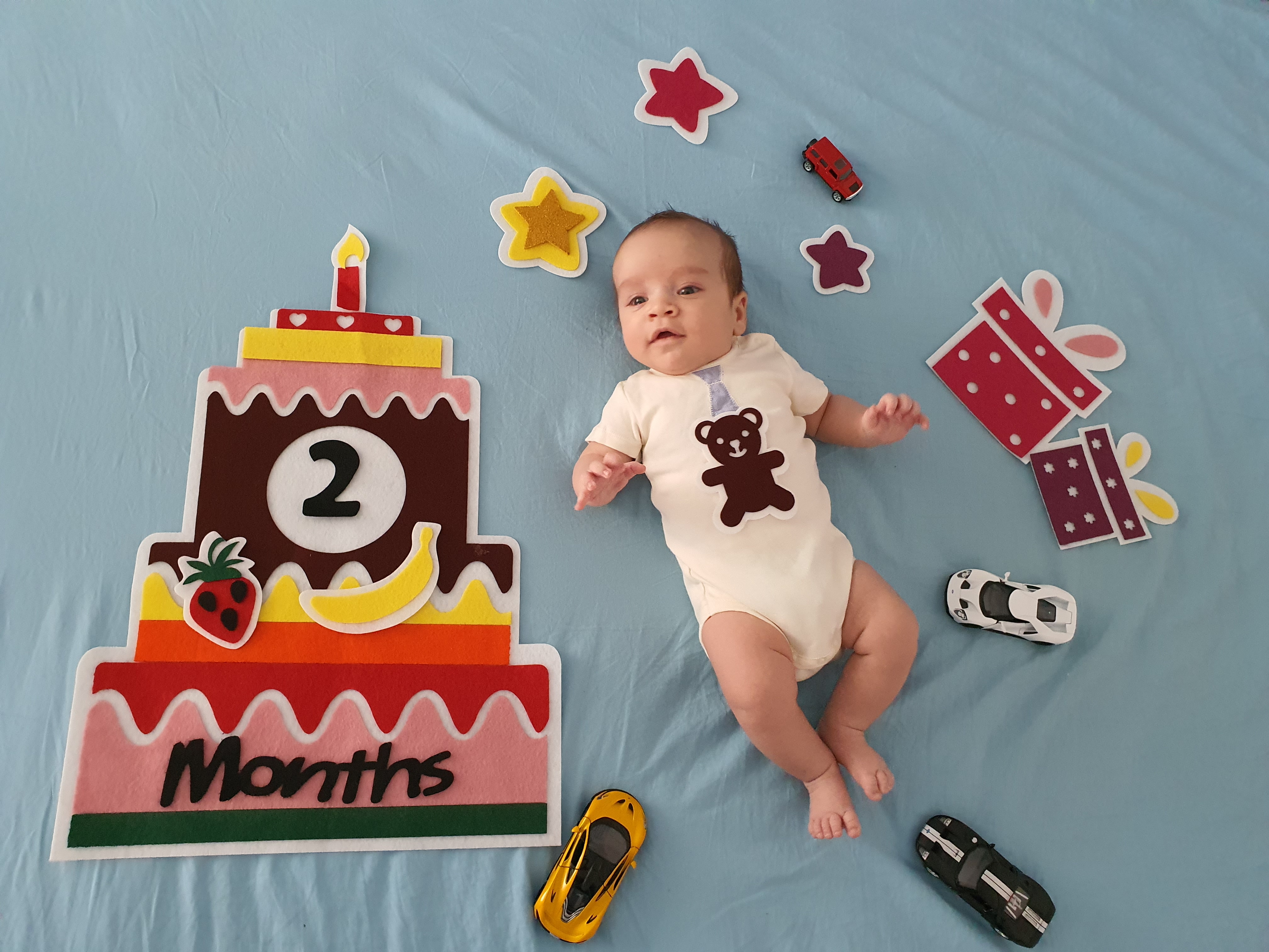 کیک ماهگرد تولد پارساممبینی