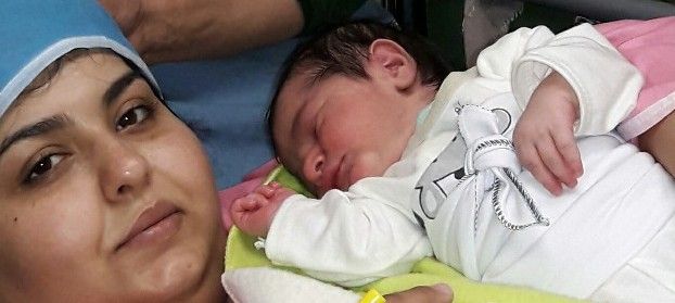 متولد شدن نوزاد امیرعلی پنجه