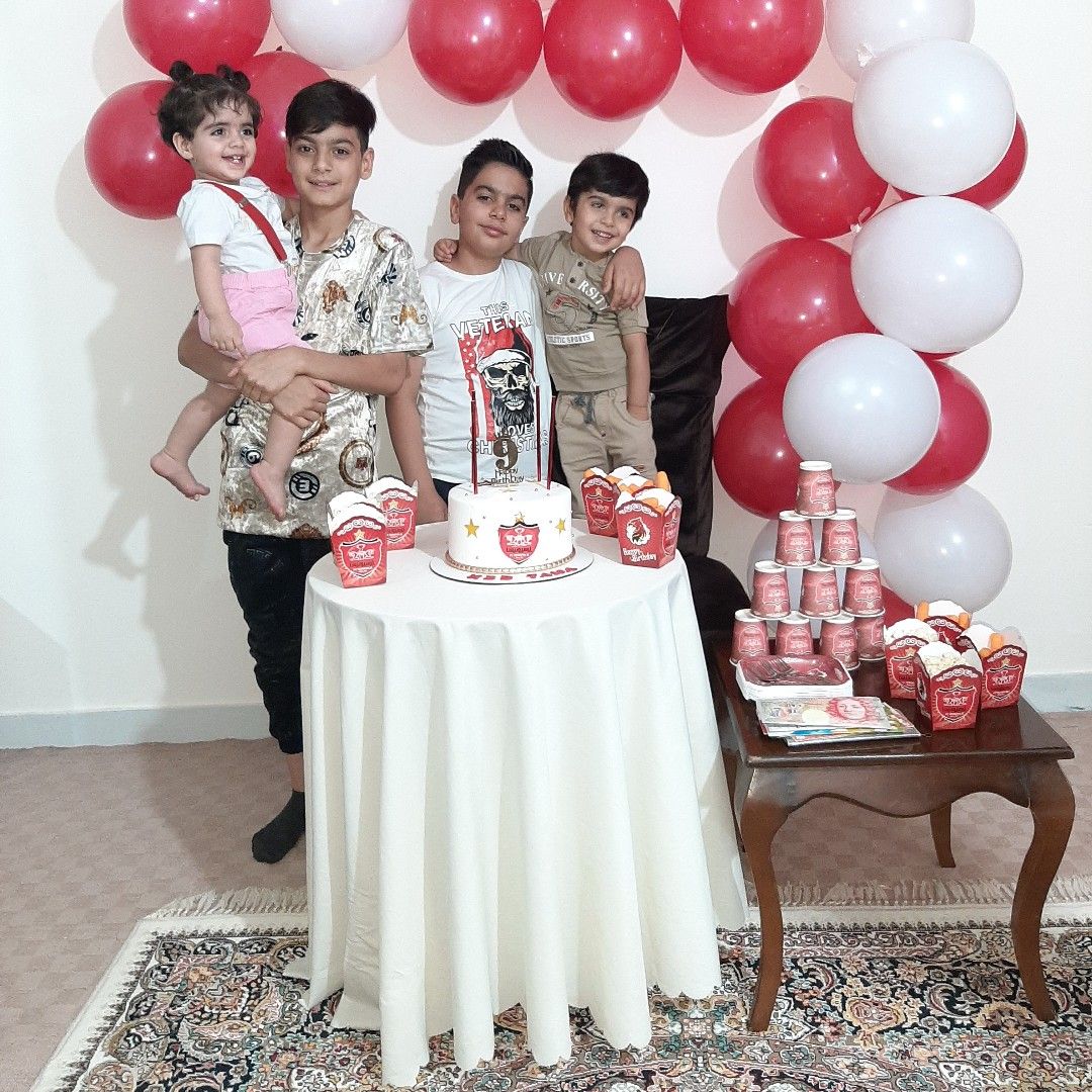 هجده ماهگی کودک گلاره محمودی